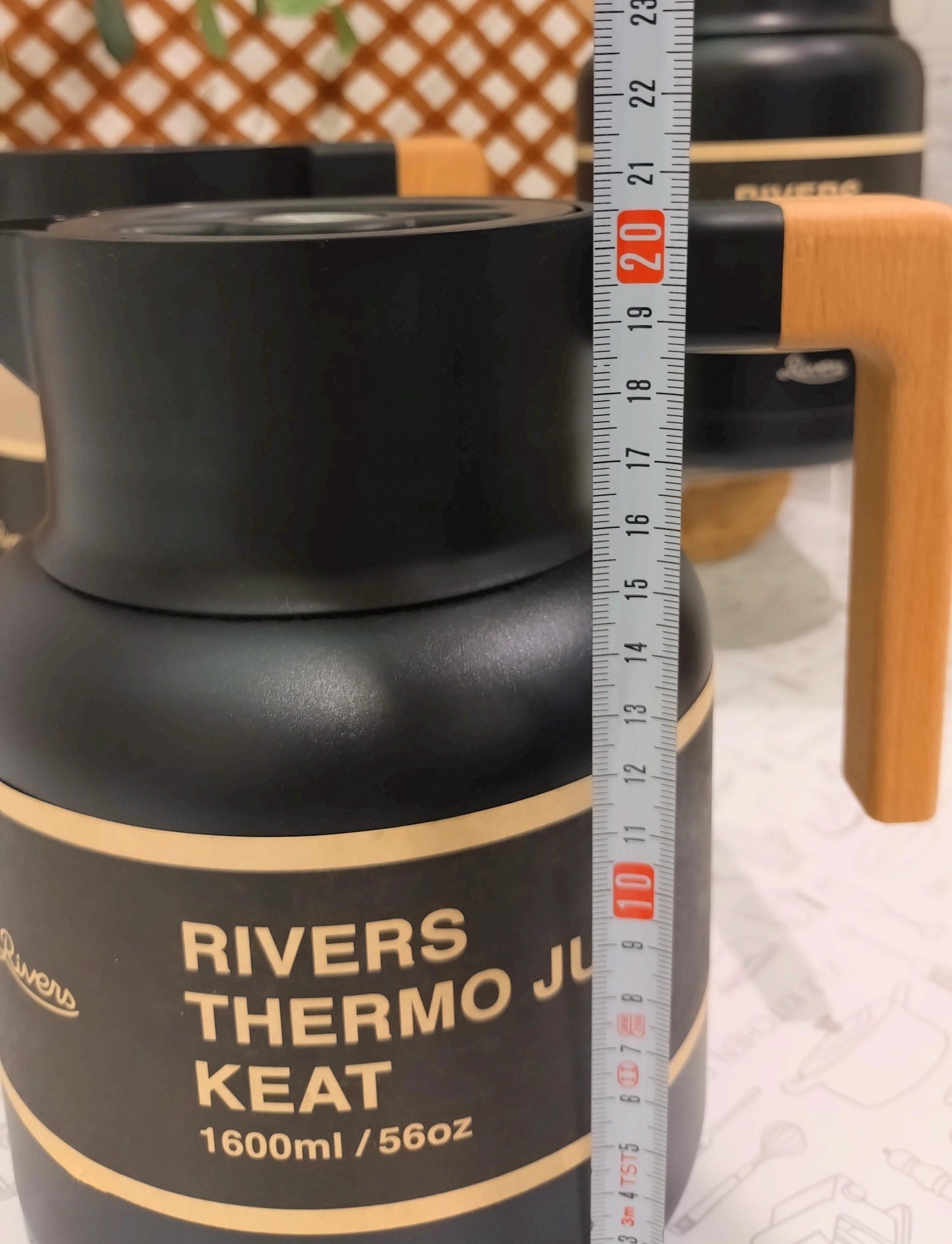 PANタナカさんの「212 KITCHEN STORE｜サーモジャグ キート 1600 ブラック ＜RIVERS リバース＞」を使ったコーディネート