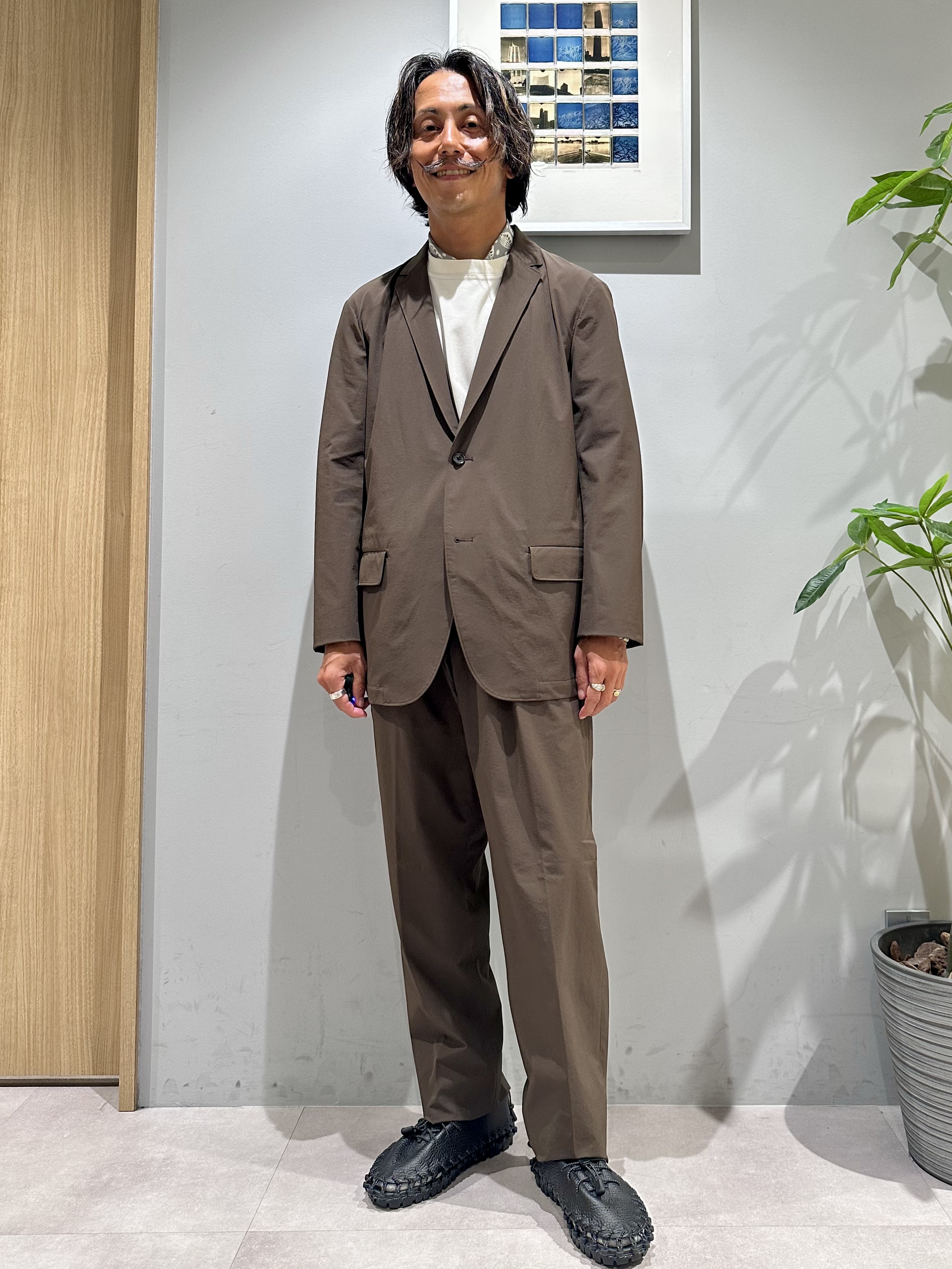 obaさんの「TAKEO KIKUCHI｜3Dナイロン ジャケット」を使ったコーディネート