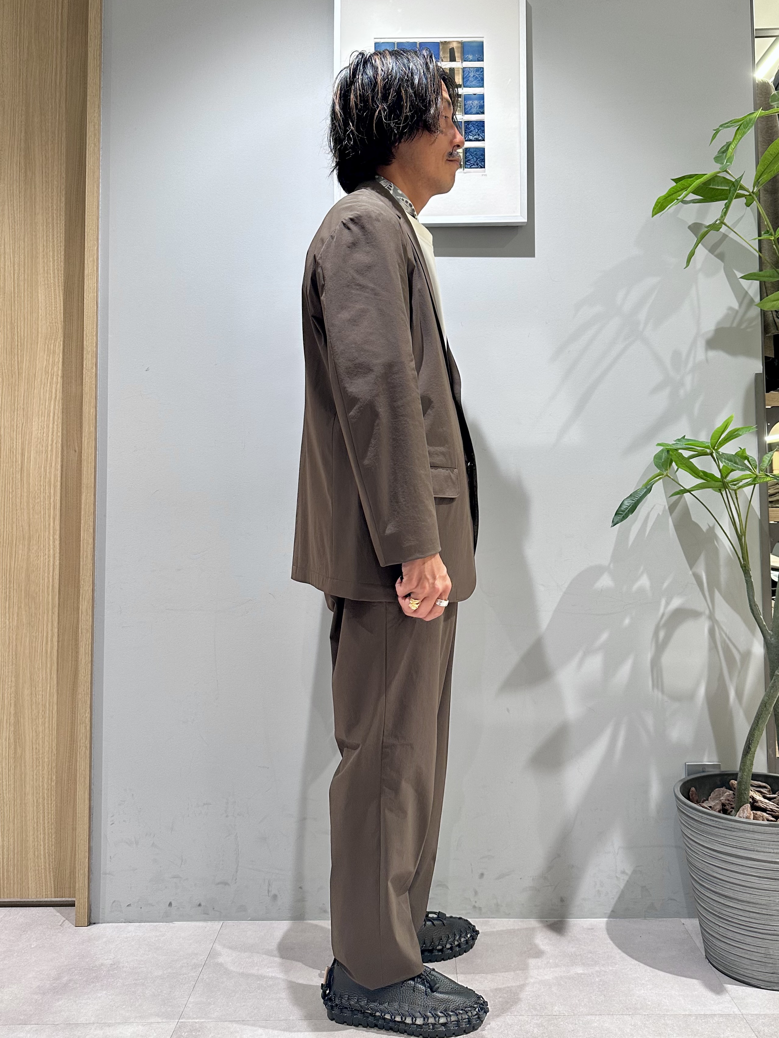 obaさんの「TAKEO KIKUCHI｜3Dナイロン ジャケット」を使ったコーディネート