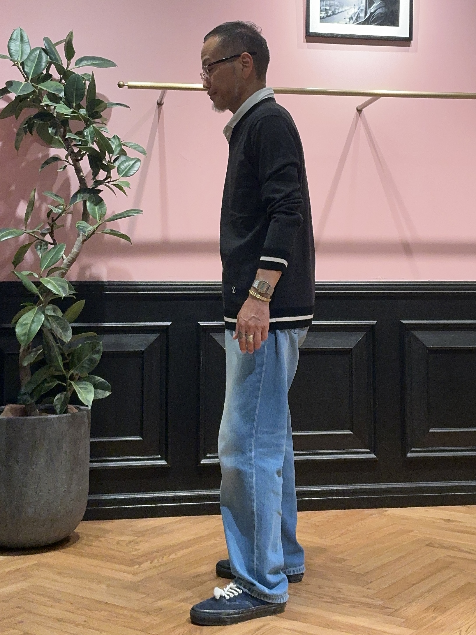 torigoeさんの「DRESSTERIOR｜【ウォッシャブル】ファインメリノVネックニット」を使ったコーディネート