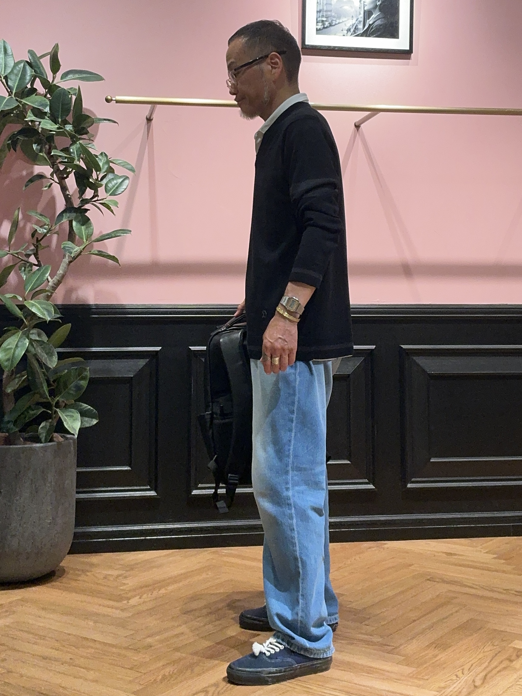torigoeさんの「DRESSTERIOR｜【ウォッシャブル】ファインメリノVネックニット」を使ったコーディネート