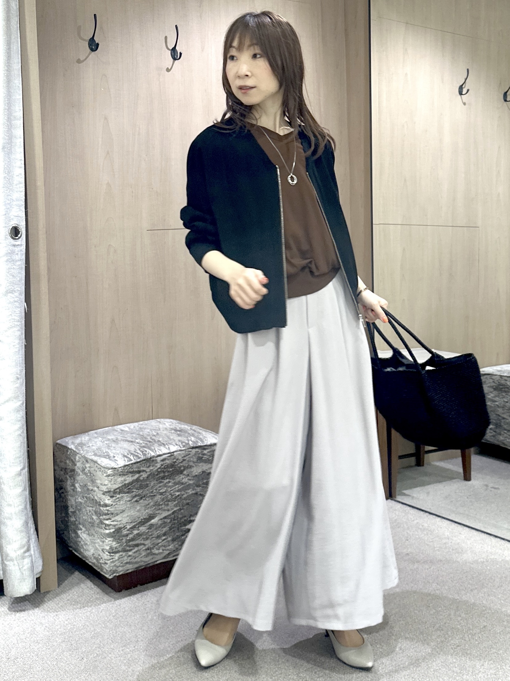 Miwaさんの「UNTITLED｜【肌に張りつきにくい/前後2WAY】ドライタッチコットンプルオーバー」を使ったコーディネート