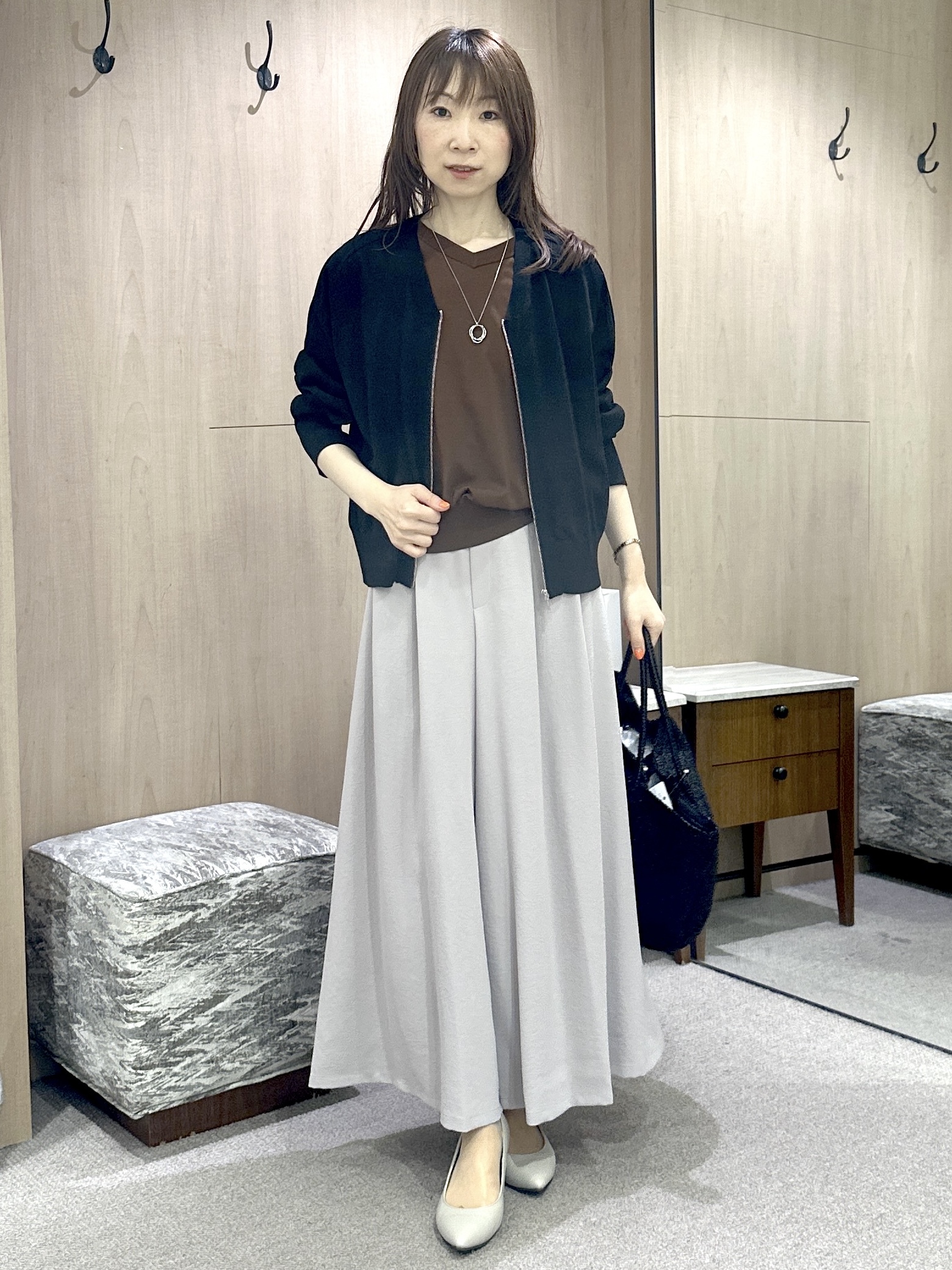 Miwaさんの「UNTITLED｜【肌に張りつきにくい/前後2WAY】ドライタッチコットンプルオーバー」を使ったコーディネート