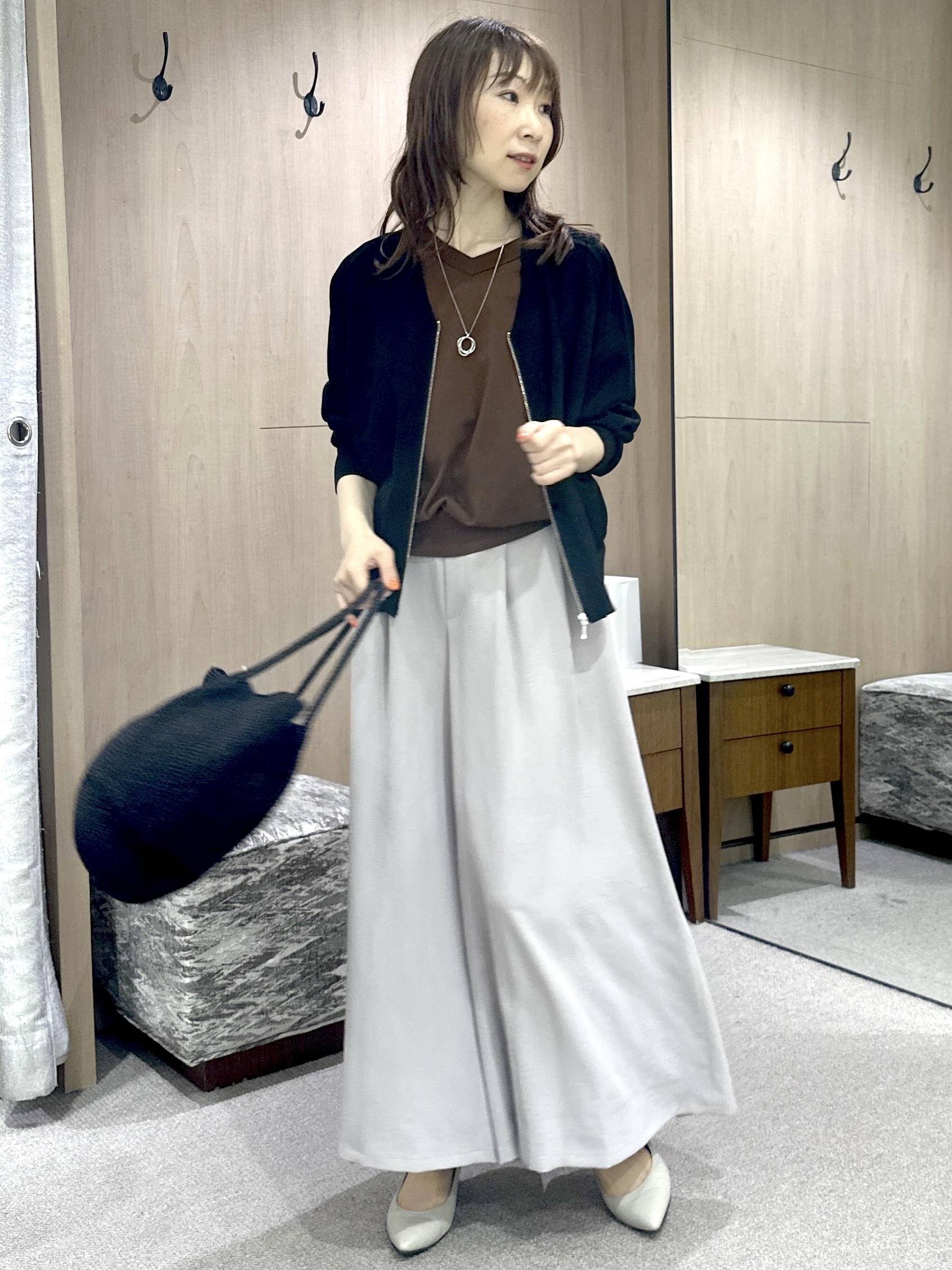 Miwaさんの「UNTITLED｜【肌に張りつきにくい/前後2WAY】ドライタッチコットンプルオーバー」を使ったコーディネート