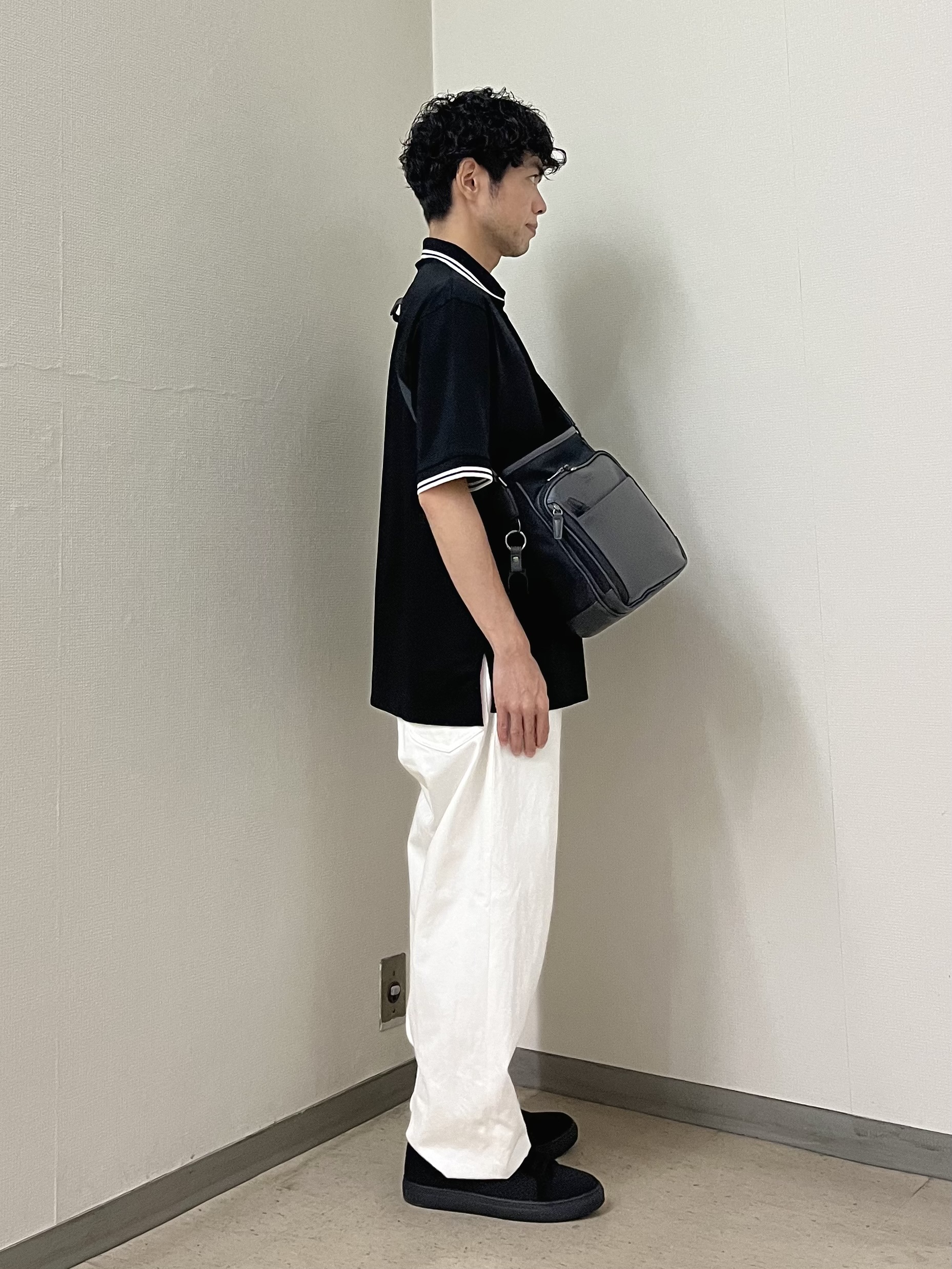URAさんの「TAKEO KIKUCHI｜【BOWLER HAT LABEL】アイスクリアコットン ボーラーハットウォーカー ポロシャツ」を使ったコーディネート