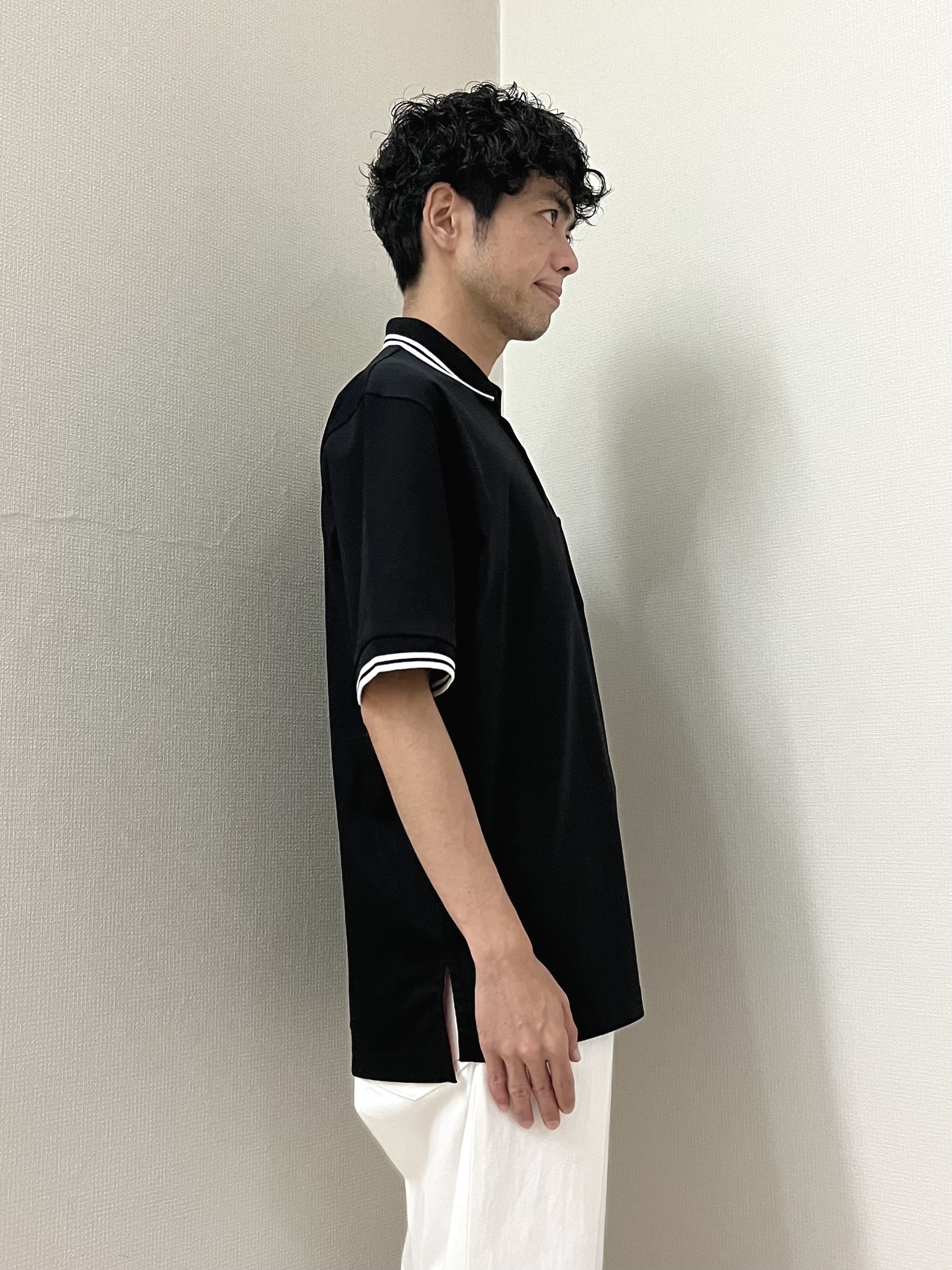 URAさんの「TAKEO KIKUCHI｜【BOWLER HAT LABEL】アイスクリアコットン ボーラーハットウォーカー ポロシャツ」を使ったコーディネート