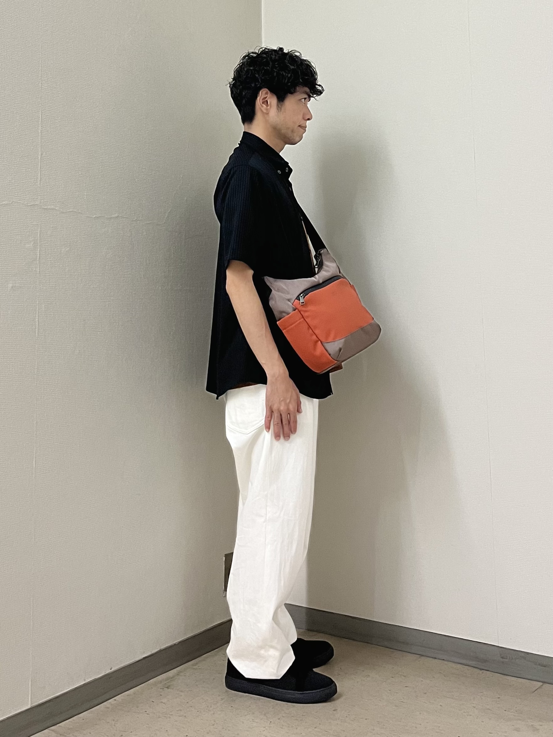 URAさんの「TAKEO KIKUCHI｜【接触冷感】ジャージストライプ シャツ」を使ったコーディネート