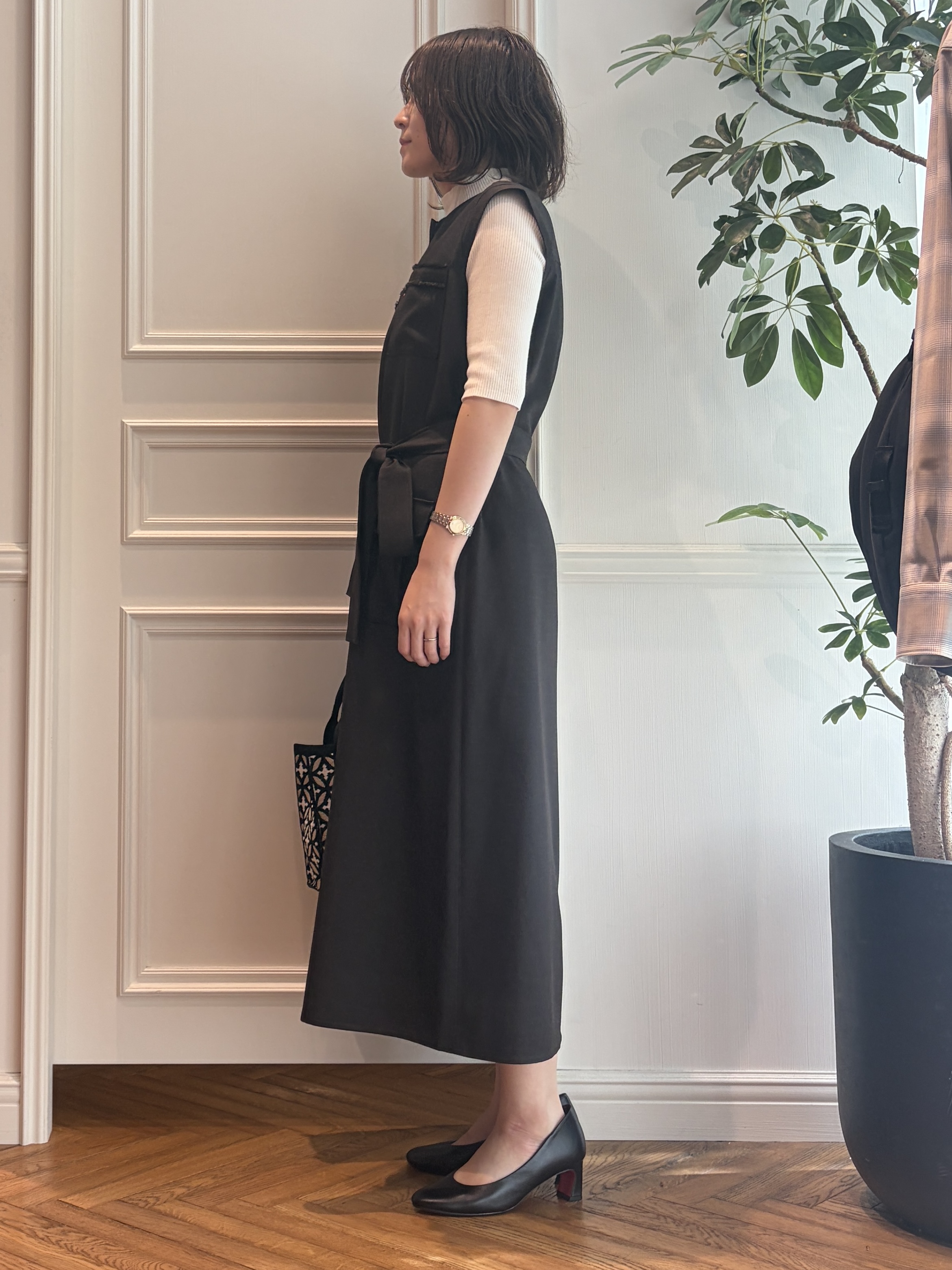 nakaoさんの「DRESSTERIOR｜オーバーラップサークル スモールニットトートバッグ」を使ったコーディネート