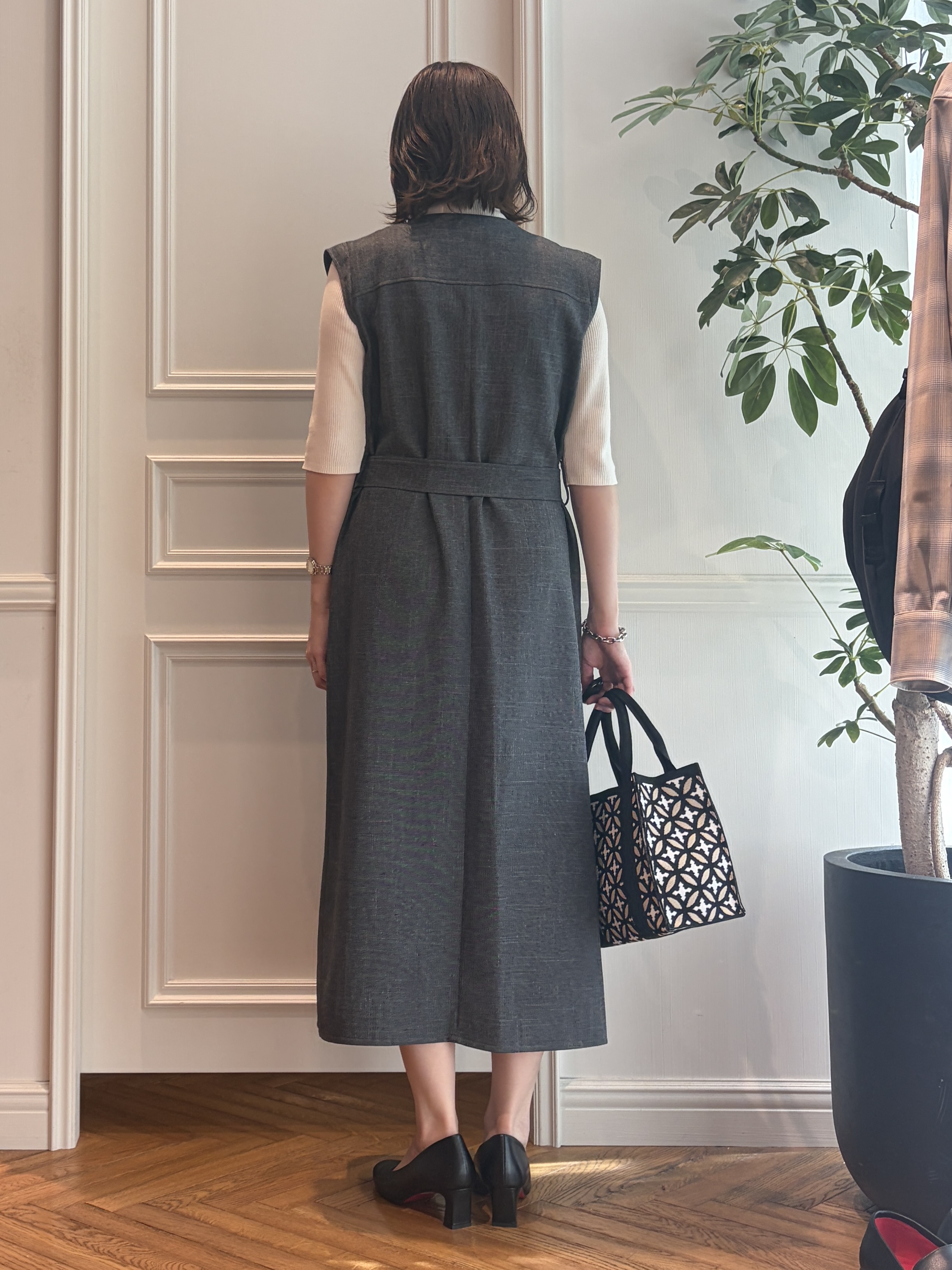 nakaoさんの「DRESSTERIOR｜オーバーラップサークル スモールニットトートバッグ」を使ったコーディネート