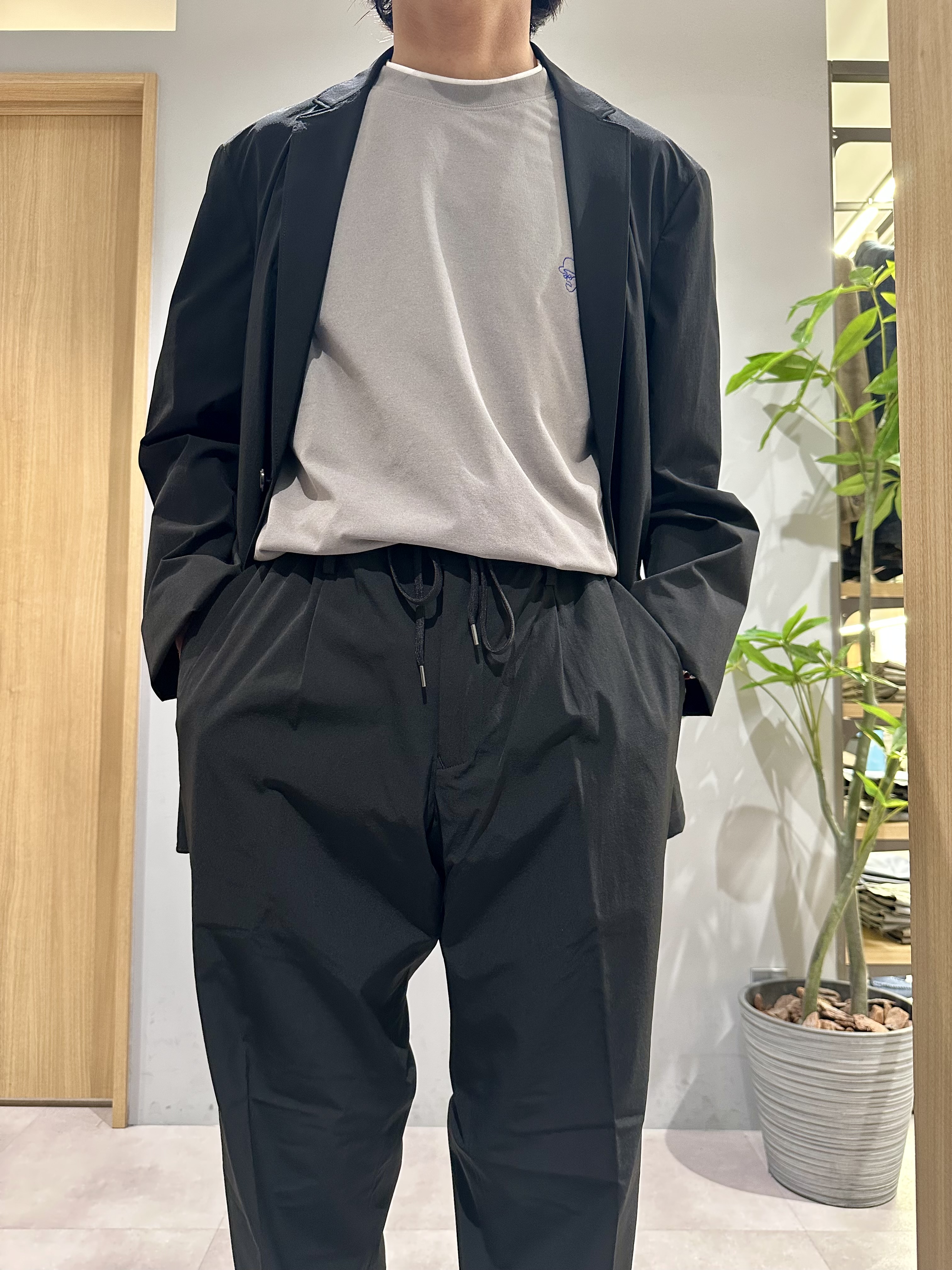 obaさんの「TAKEO KIKUCHI｜3Dナイロン ジャケット」を使ったコーディネート