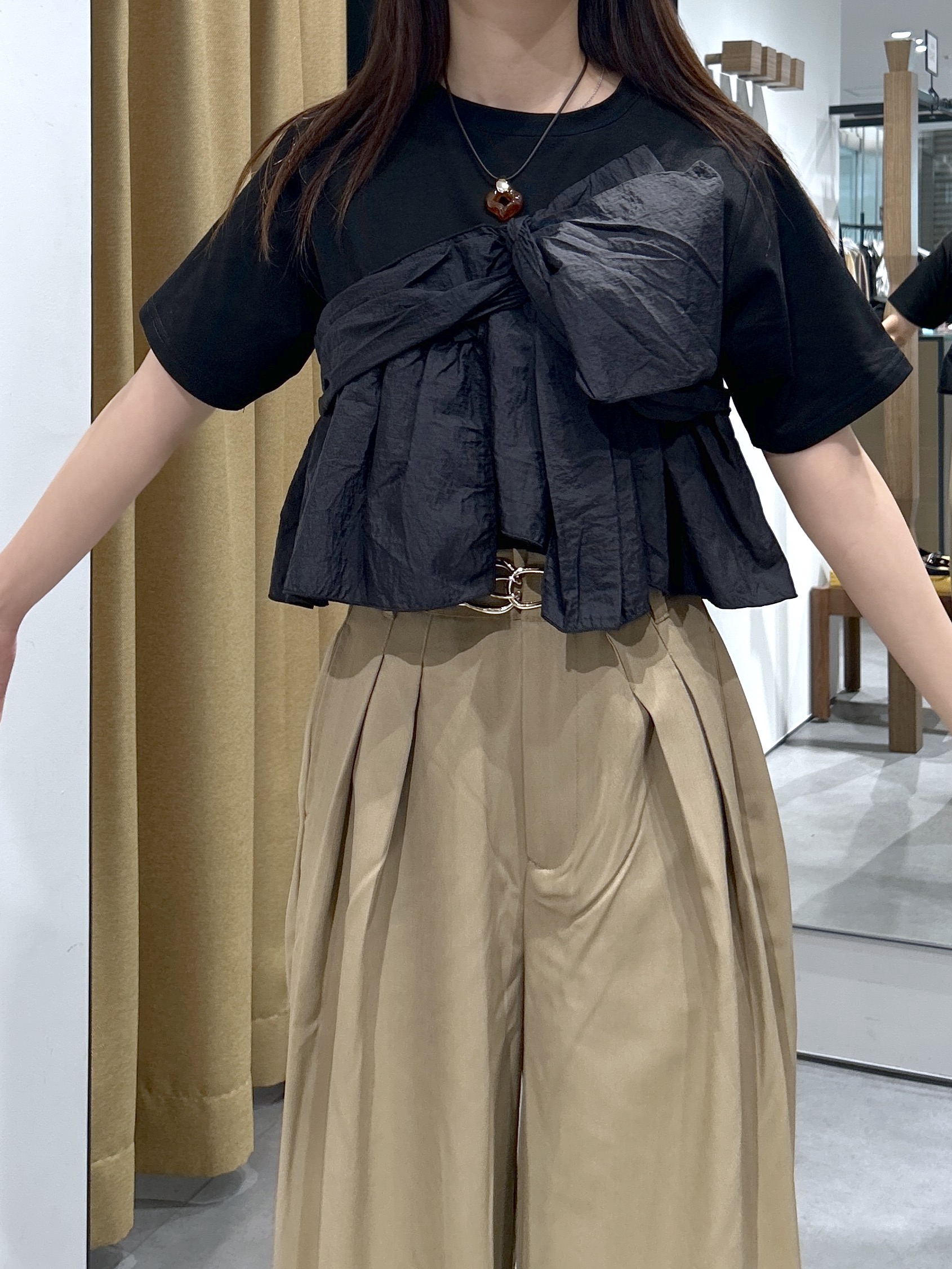 Renoさんの「INDIVI｜ツイストドッキングTシャツ」を使ったコーディネート
