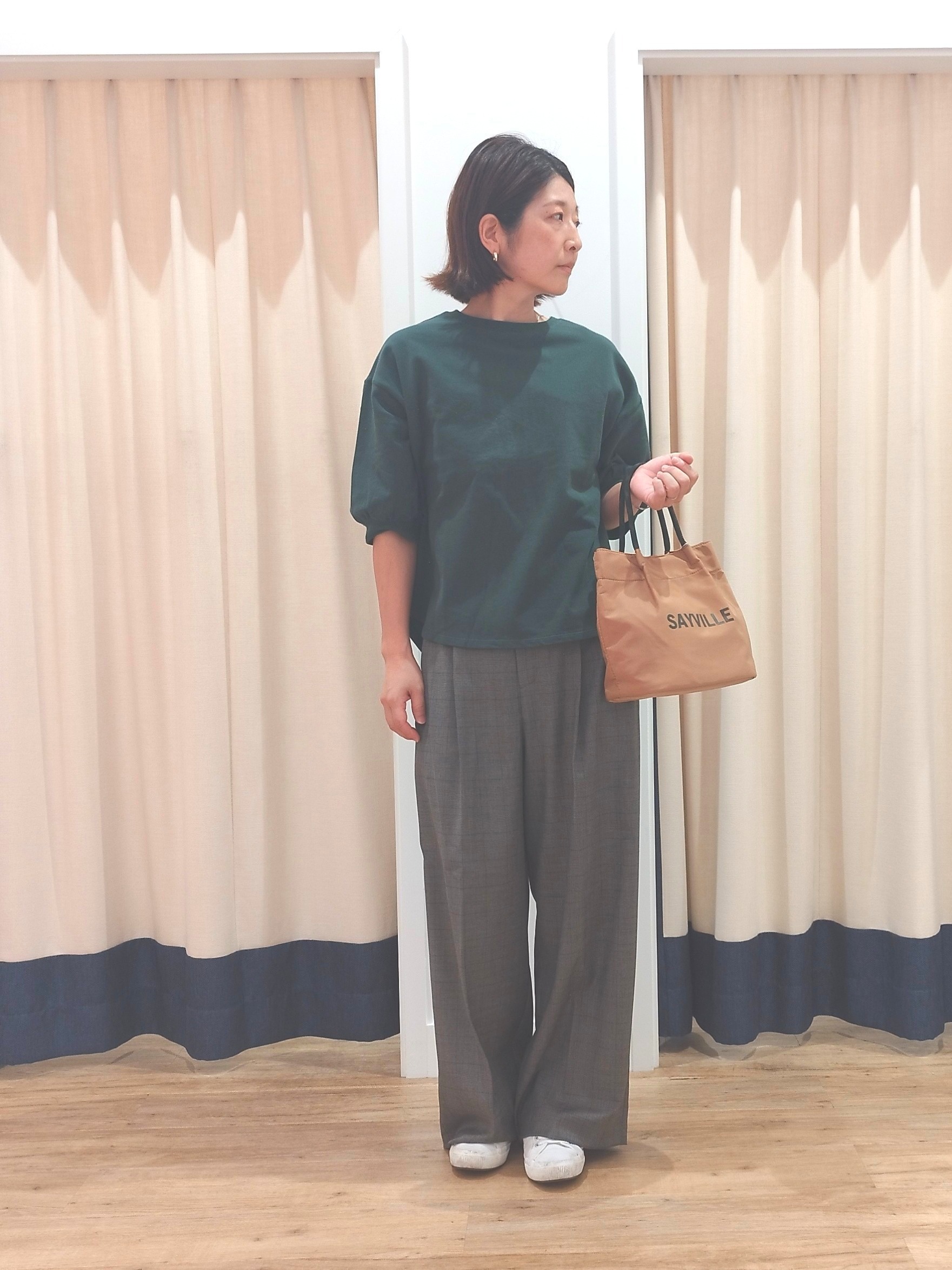 HIROさんの「Dessin｜バックヘンリーカットソー5分袖」を使ったコーディネート