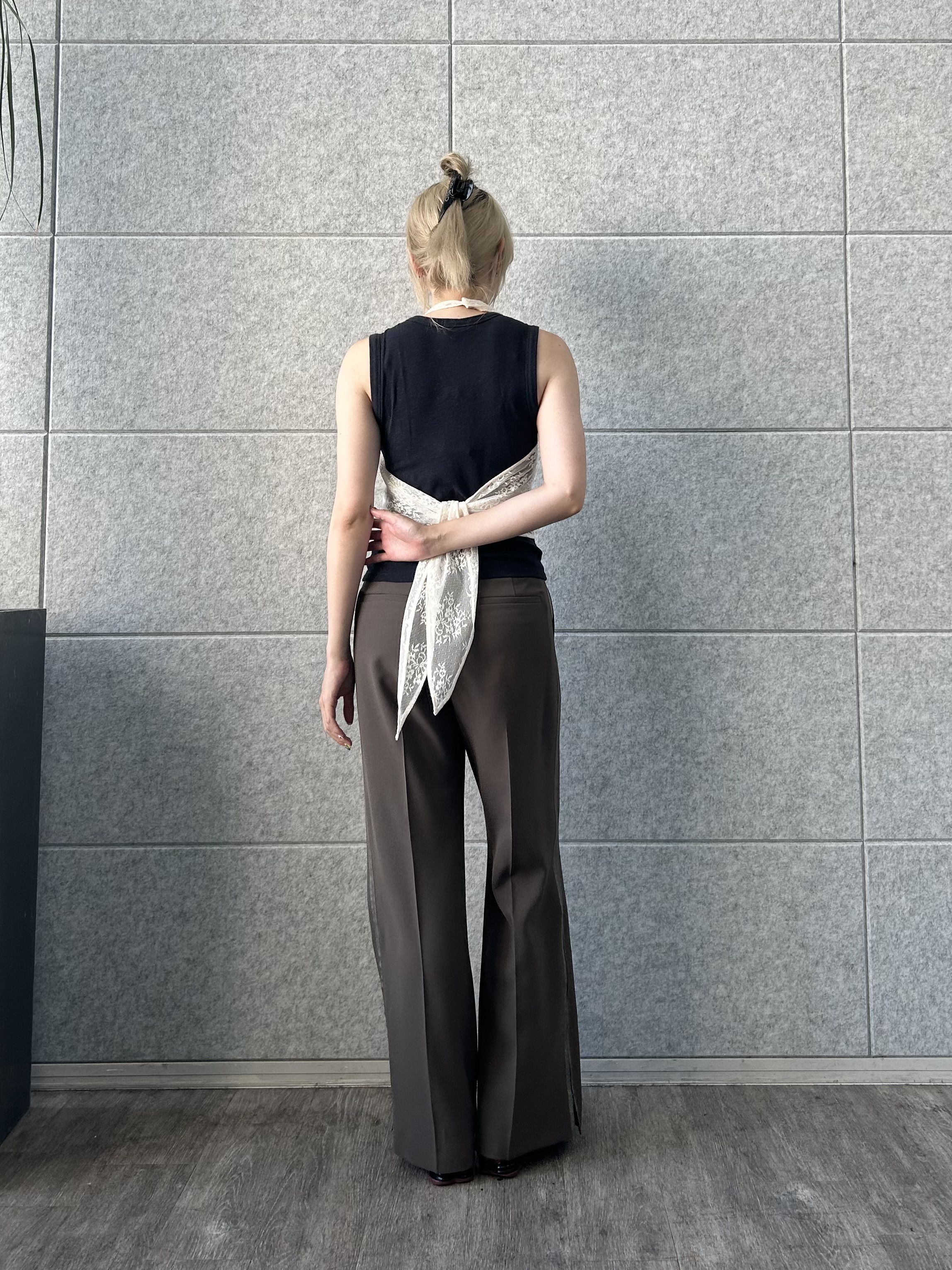 honoka Aさんの「CODE A｜line zip trousers」を使ったコーディネート