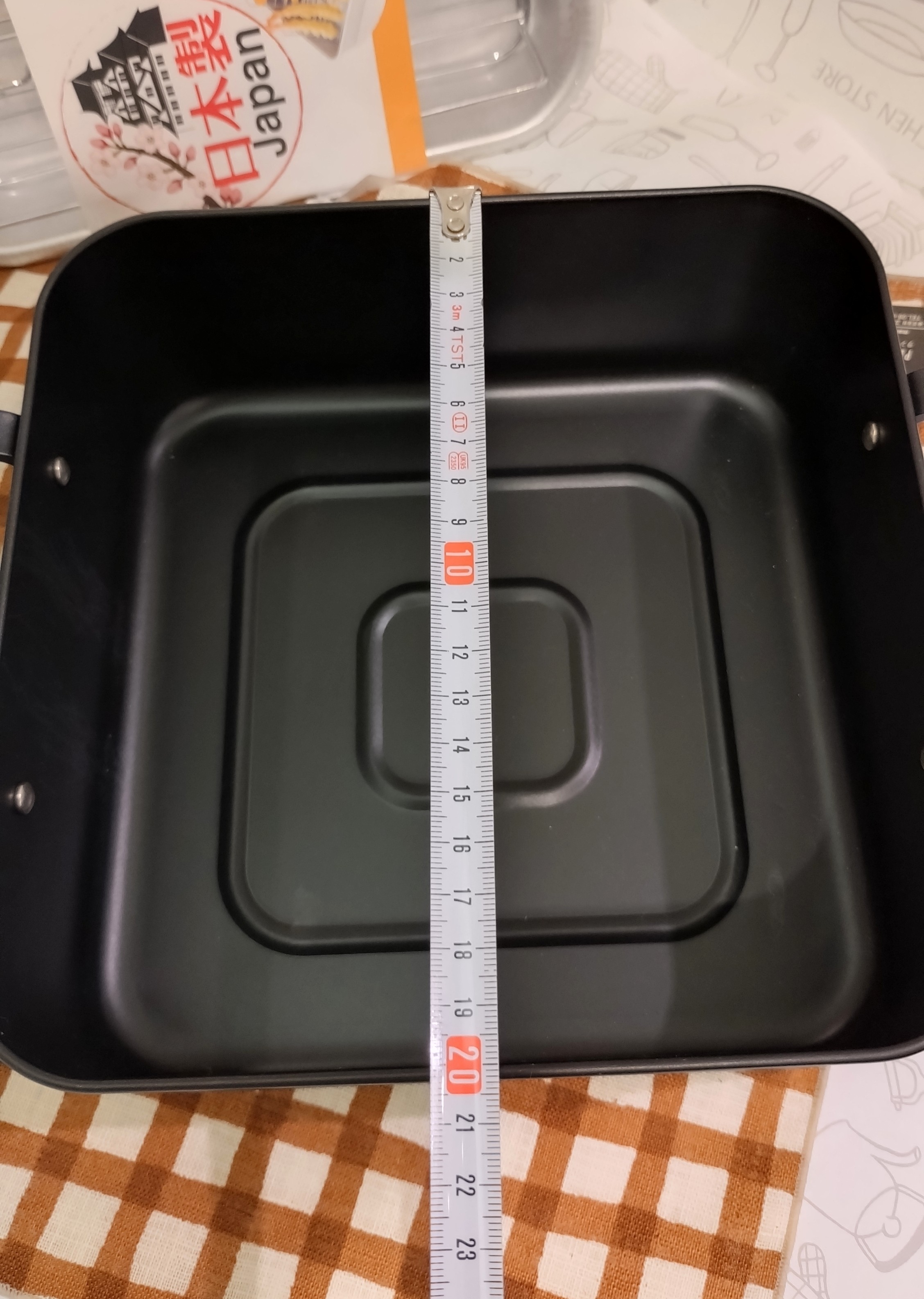 PANタナカさんの「212 KITCHEN STORE｜鉄製正方型揚げ鍋20&times;20cm フライヤー付」を使ったコーディネート