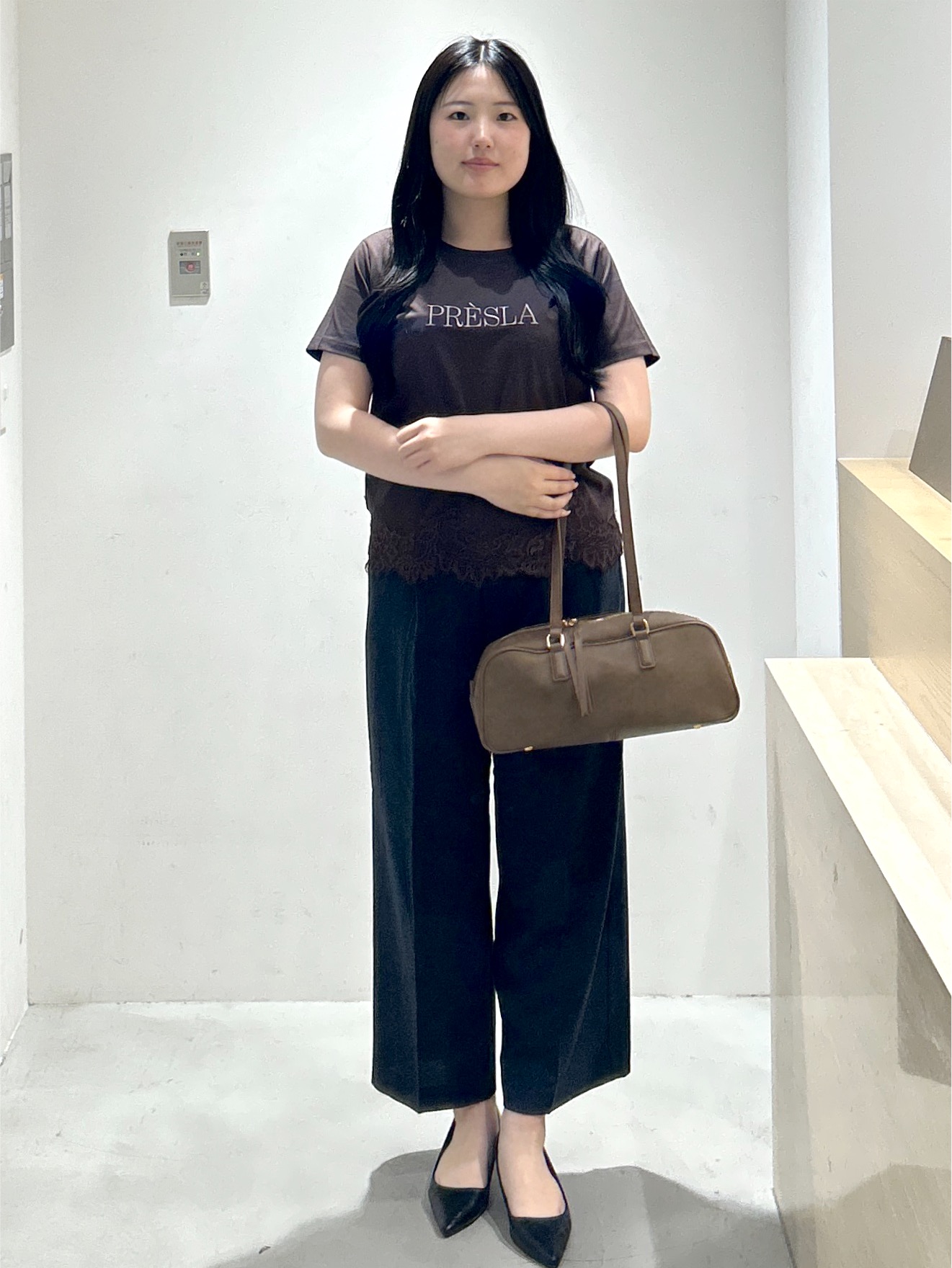 sayaさんの「OPAQUE.CLIP｜【接触冷感／UVケア】裾レースロゴTシャツ《洗濯機OK／S-3L》」を使ったコーディネート