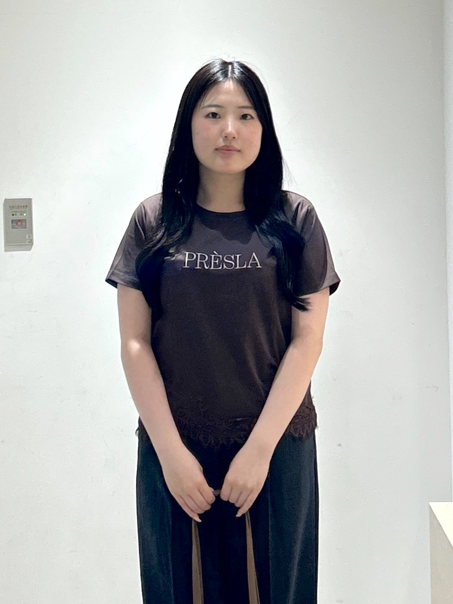 sayaさんの「OPAQUE.CLIP｜【接触冷感／UVケア】裾レースロゴTシャツ《洗濯機OK／S-3L》」を使ったコーディネート