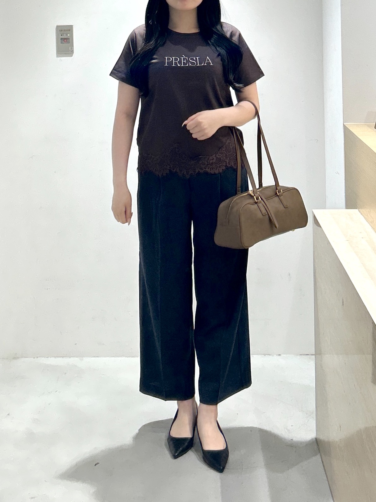 sayaさんの「OPAQUE.CLIP｜【接触冷感／UVケア】裾レースロゴTシャツ《洗濯機OK／S-3L》」を使ったコーディネート