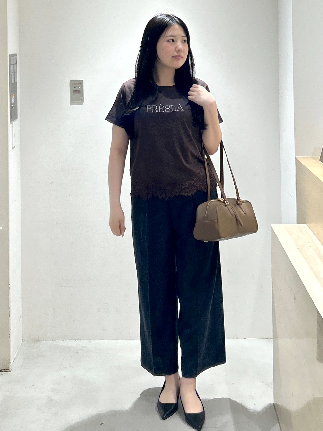 sayaさんの「OPAQUE.CLIP｜【接触冷感／UVケア】裾レースロゴTシャツ《洗濯機OK／S-3L》」を使ったコーディネート