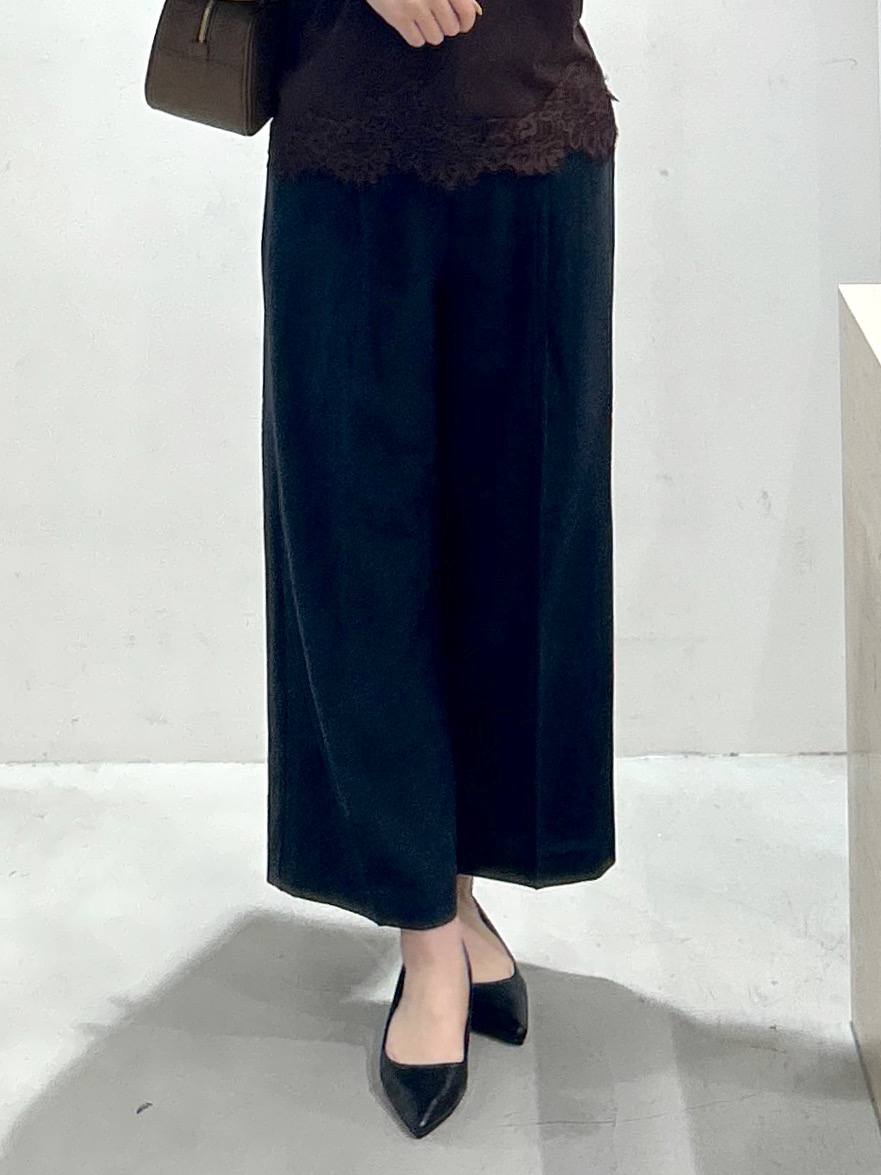 sayaさんの「OPAQUE.CLIP｜【接触冷感／UVケア】裾レースロゴTシャツ《洗濯機OK／S-3L》」を使ったコーディネート