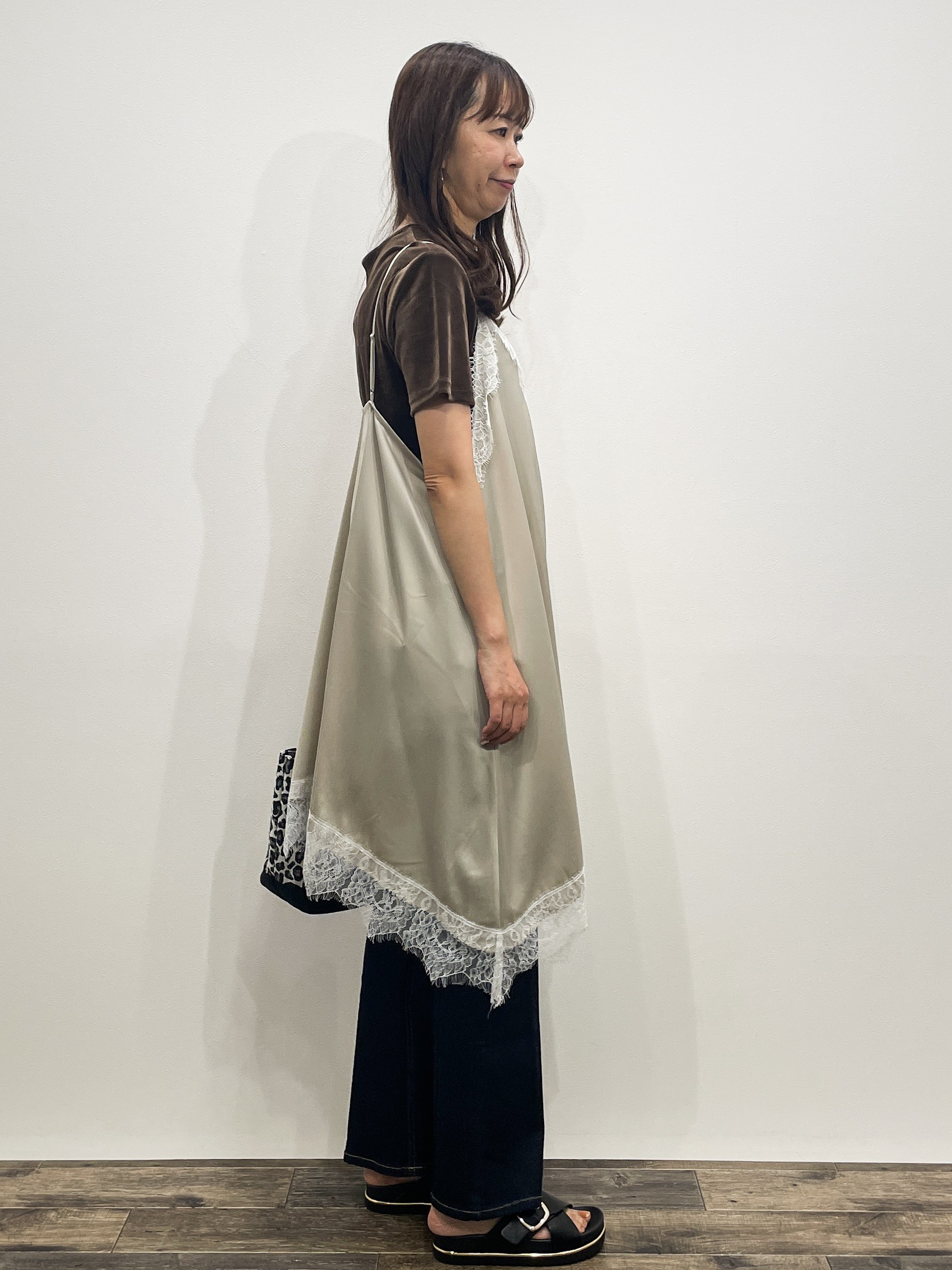 Aikoさんの「OPAQUE.CLIP｜フロッキーチュールカットソー【洗濯機OK】」を使ったコーディネート