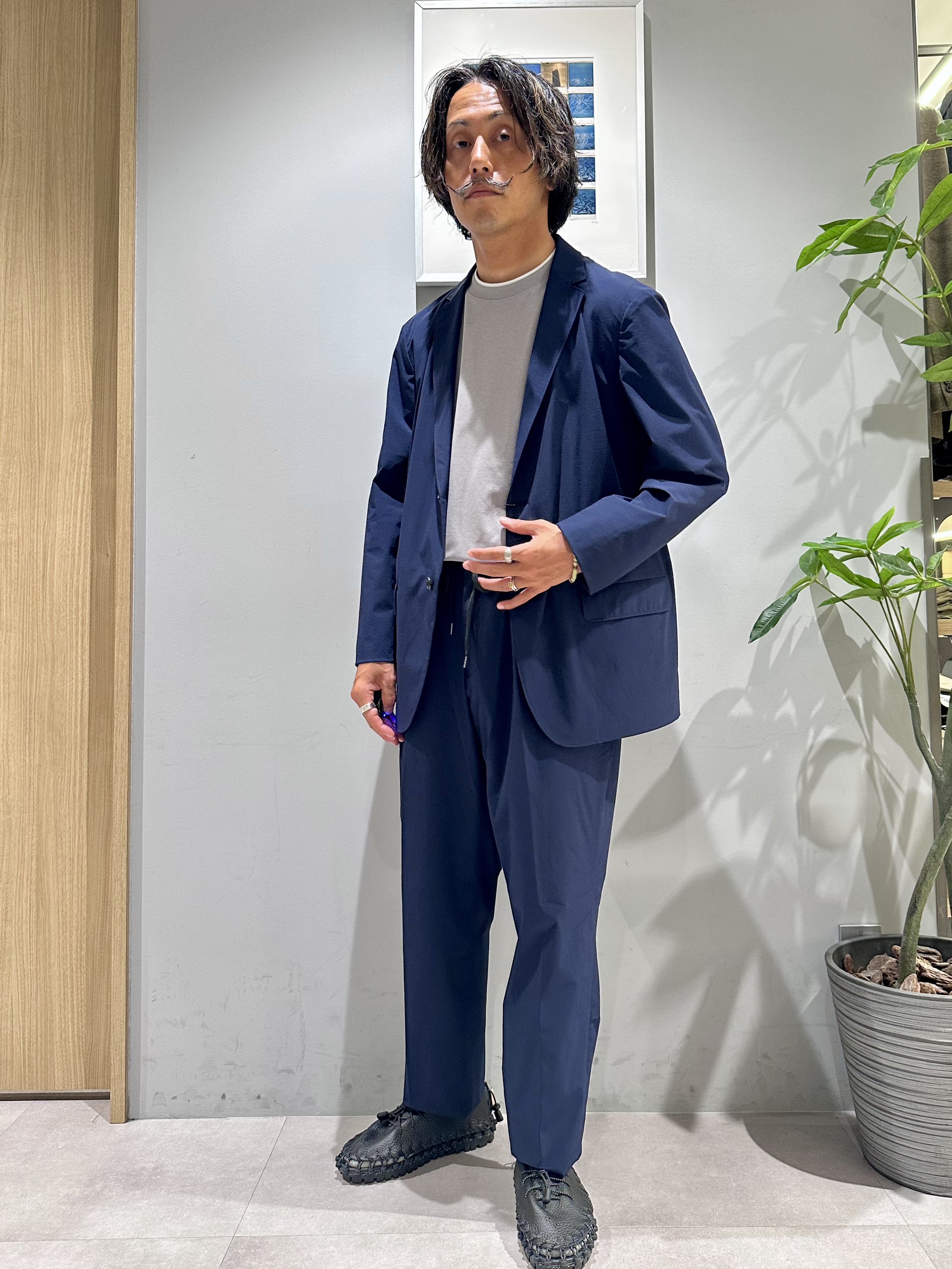 obaさんの「TAKEO KIKUCHI｜3Dナイロン ジャケット」を使ったコーディネート