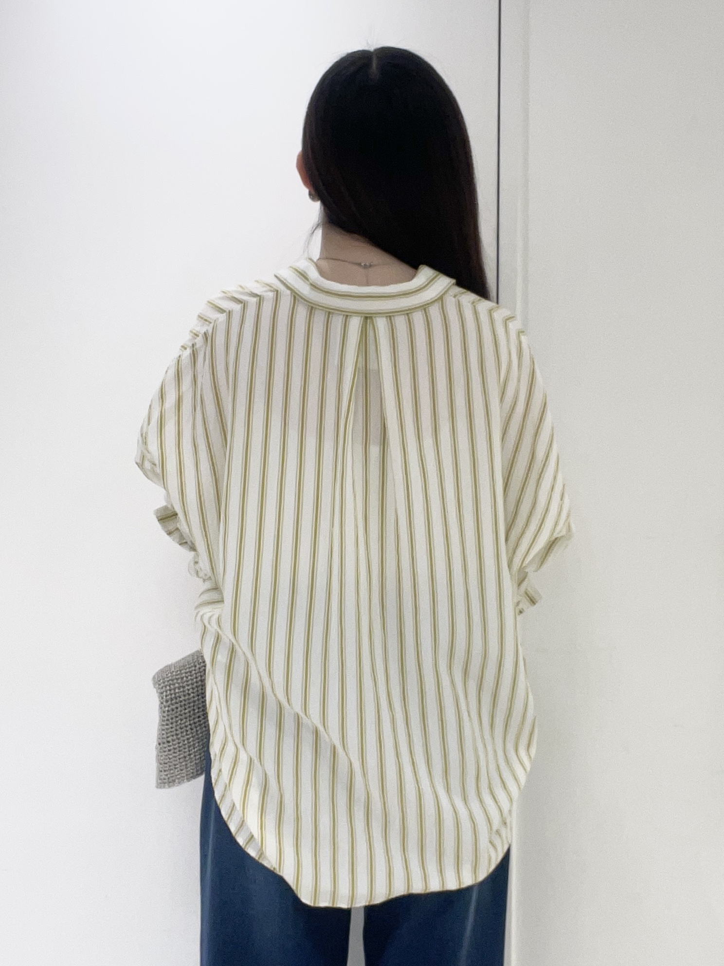 moeさんの「UNTITLED｜ストライプシャツ」を使ったコーディネート