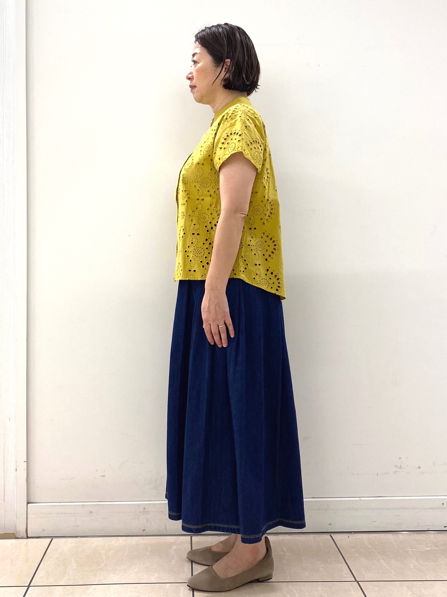 ksmさんの「Reflect｜【通勤◎】カットワーク刺繍レース シャツブラウス」を使ったコーディネート