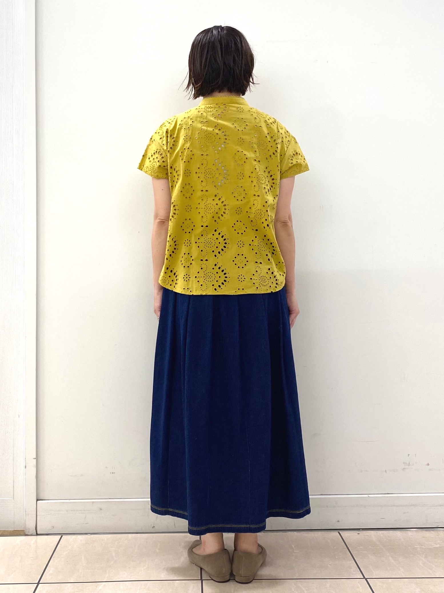 ksmさんの「Reflect｜【通勤◎】カットワーク刺繍レース シャツブラウス」を使ったコーディネート