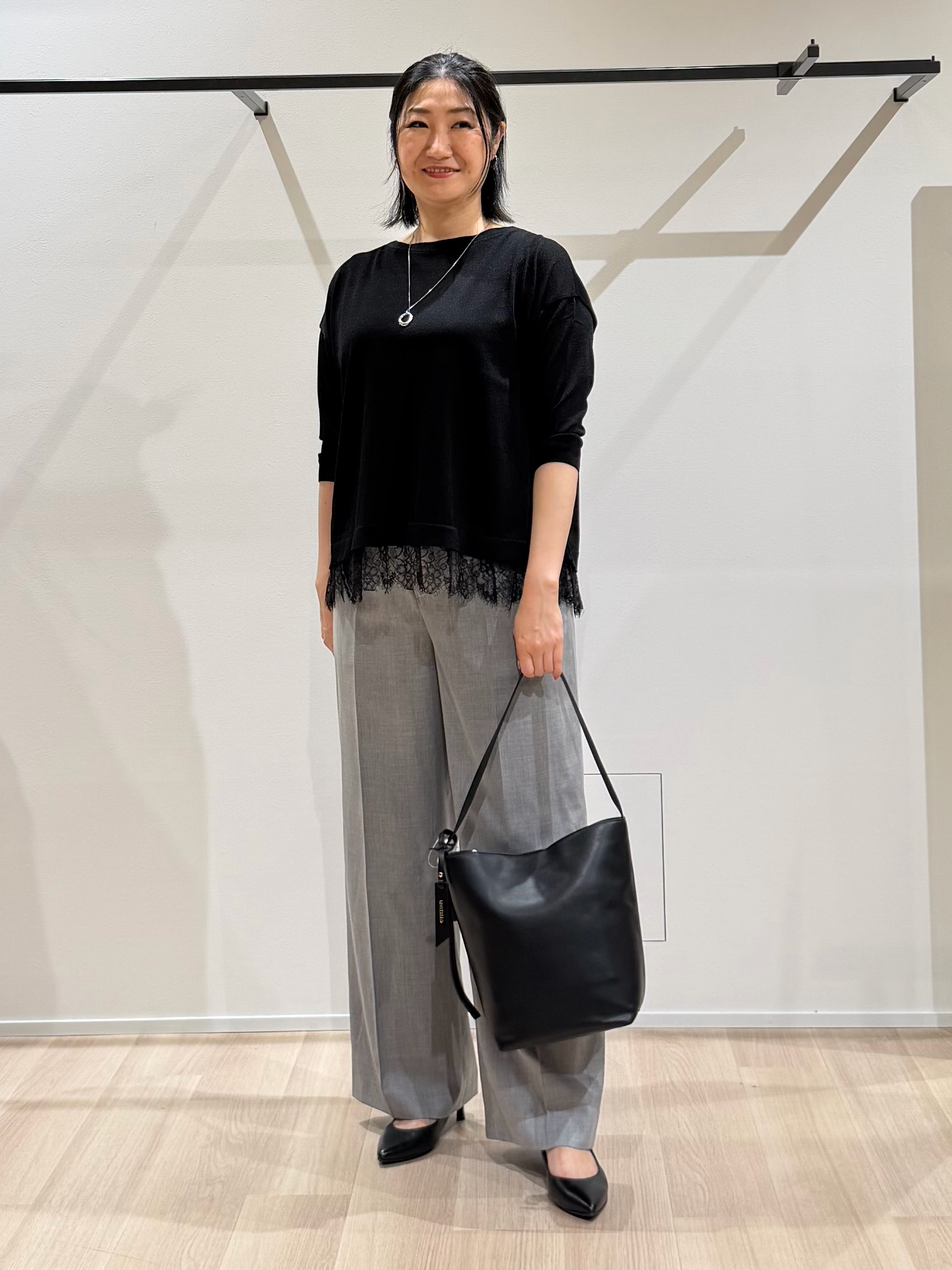 TOMOMIさんの「UNTITLED｜レースドッキングニットプルオーバー」を使ったコーディネート