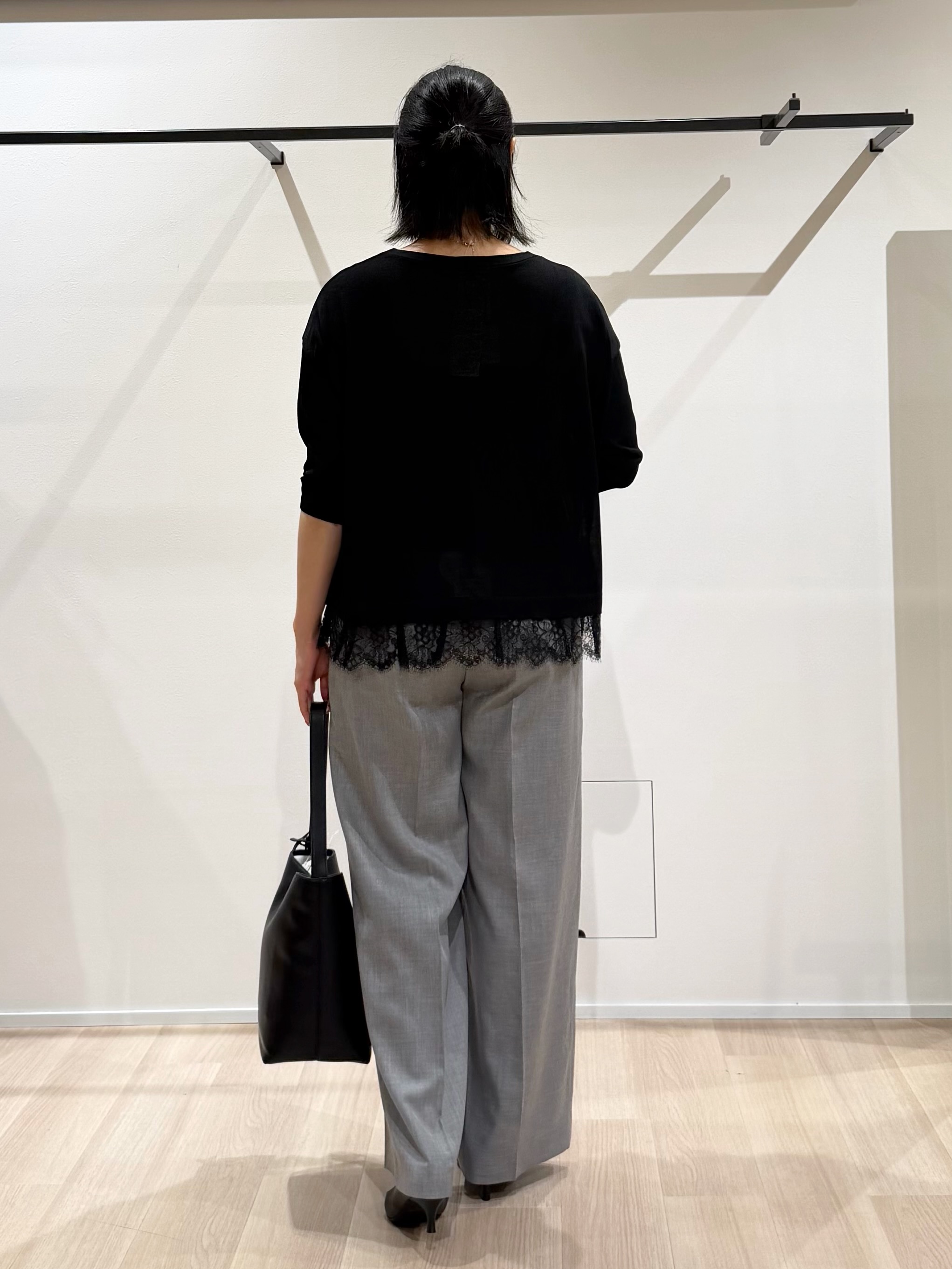 TOMOMIさんの「UNTITLED｜レースドッキングニットプルオーバー」を使ったコーディネート
