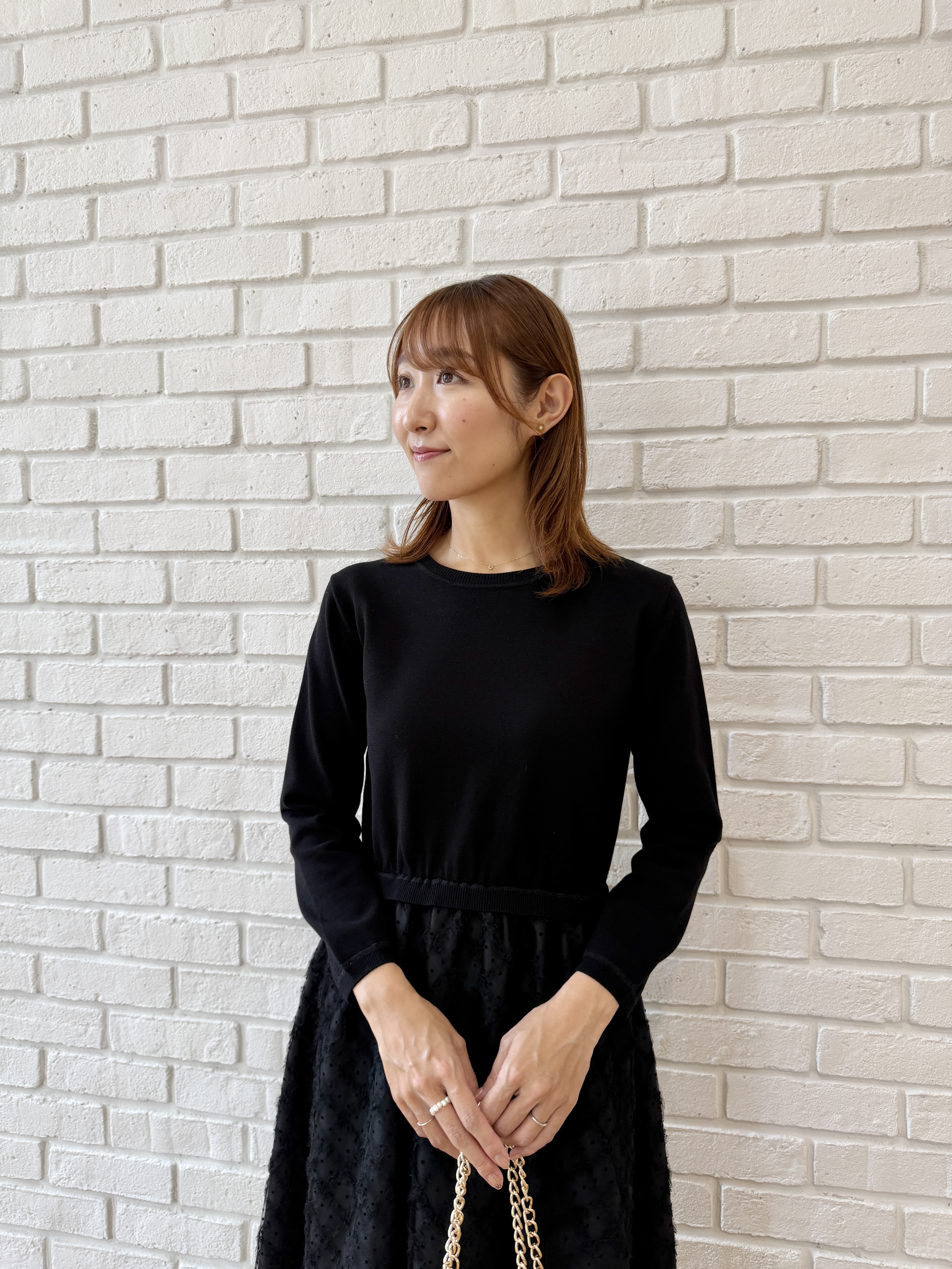 みぃさんの「Couture brooch｜【チュールの上品な揺れ・セットアップ可】ドッキング ニットワンピース」を使ったコーディネート