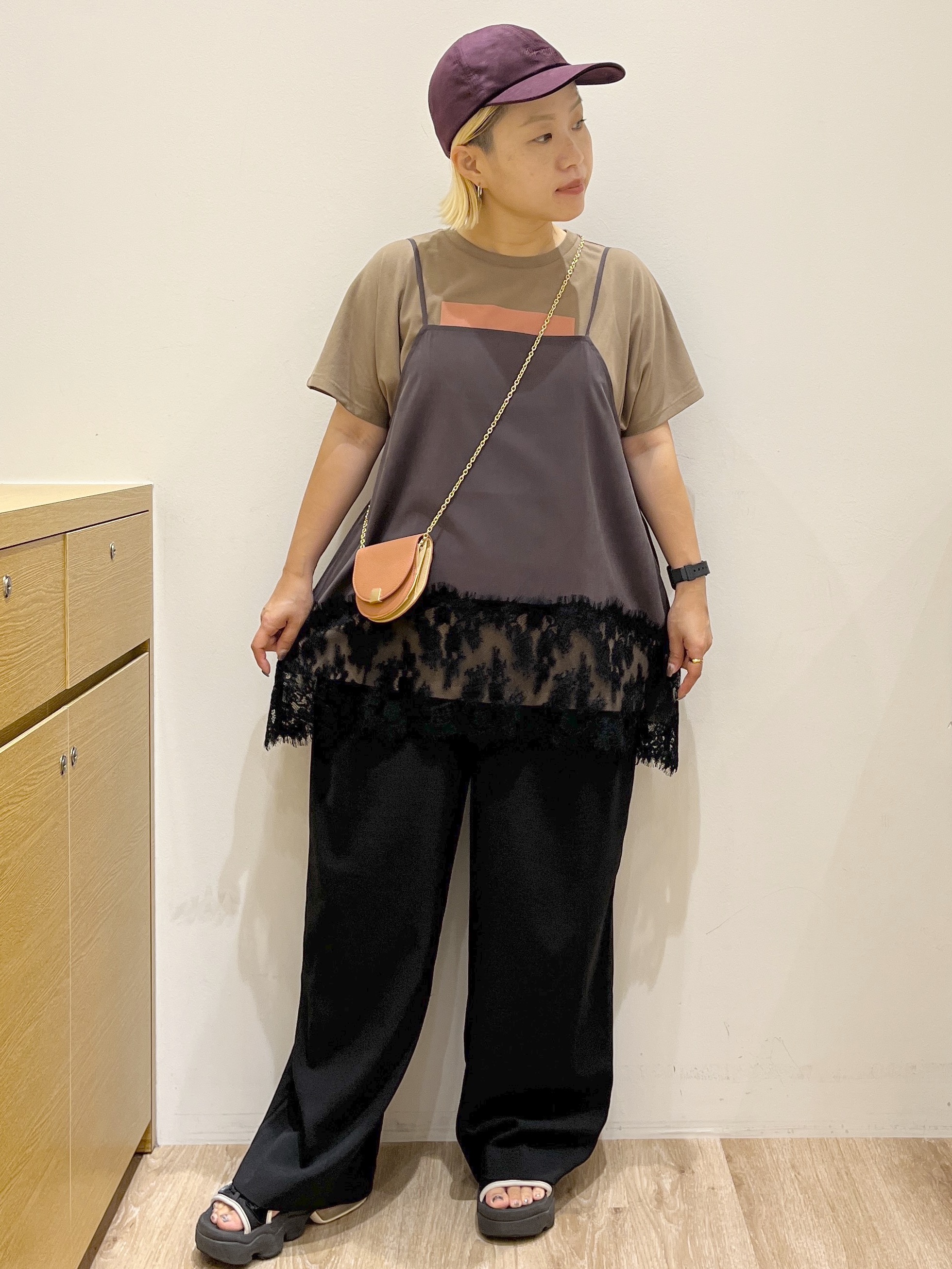 くーみーさんの「OPAQUE.CLIP｜フォトプリントTシャツ【洗濯機OK】」を使ったコーディネート