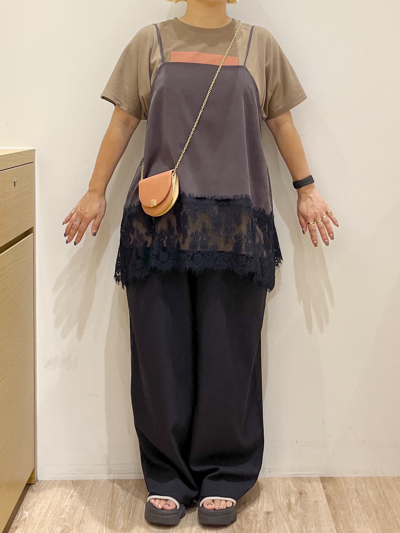 くーみーさんの「OPAQUE.CLIP｜フォトプリントTシャツ【洗濯機OK】」を使ったコーディネート