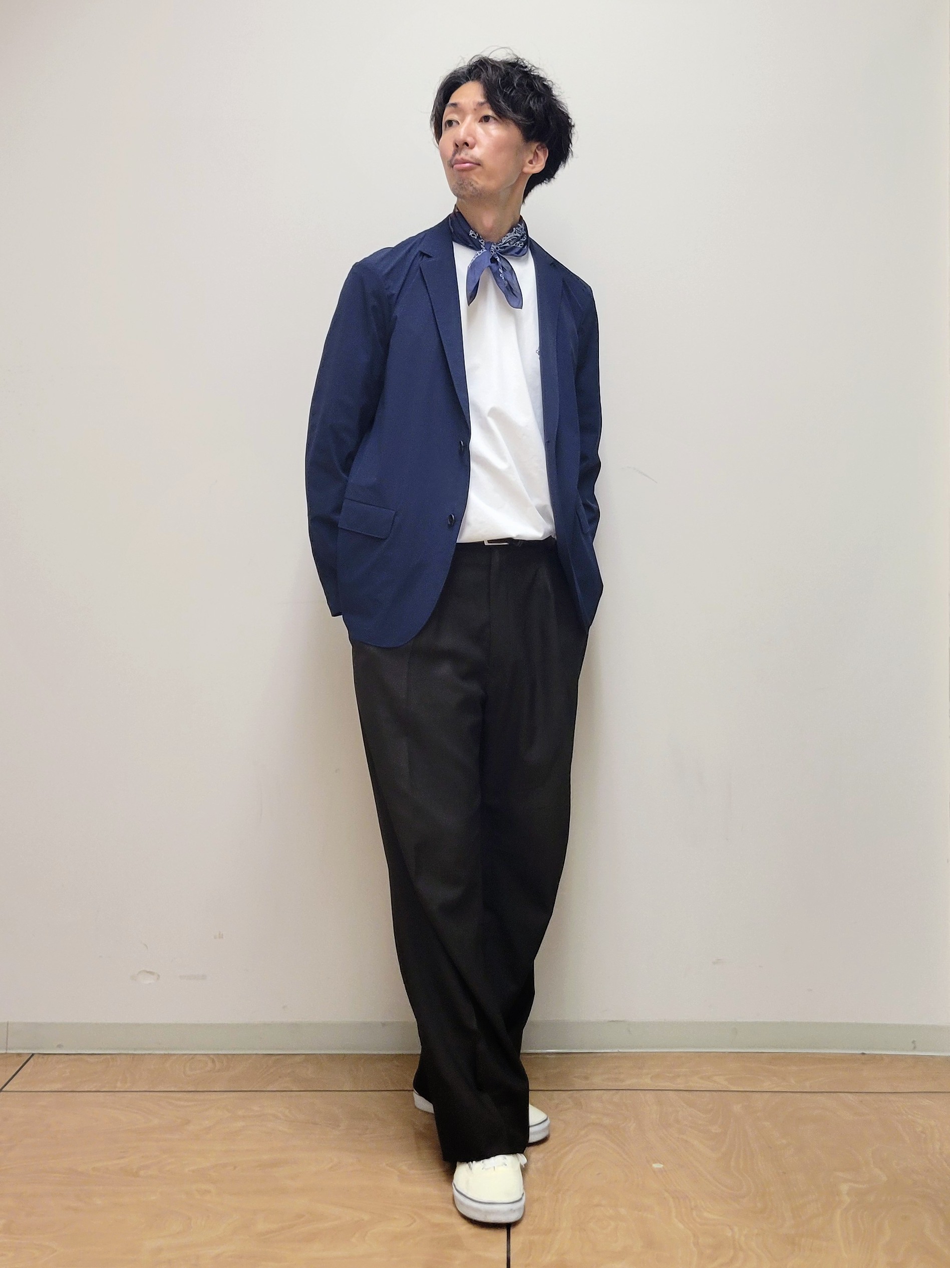 piroyaさんの「TAKEO KIKUCHI｜3Dナイロンストレッチ ジャケット」を使ったコーディネート