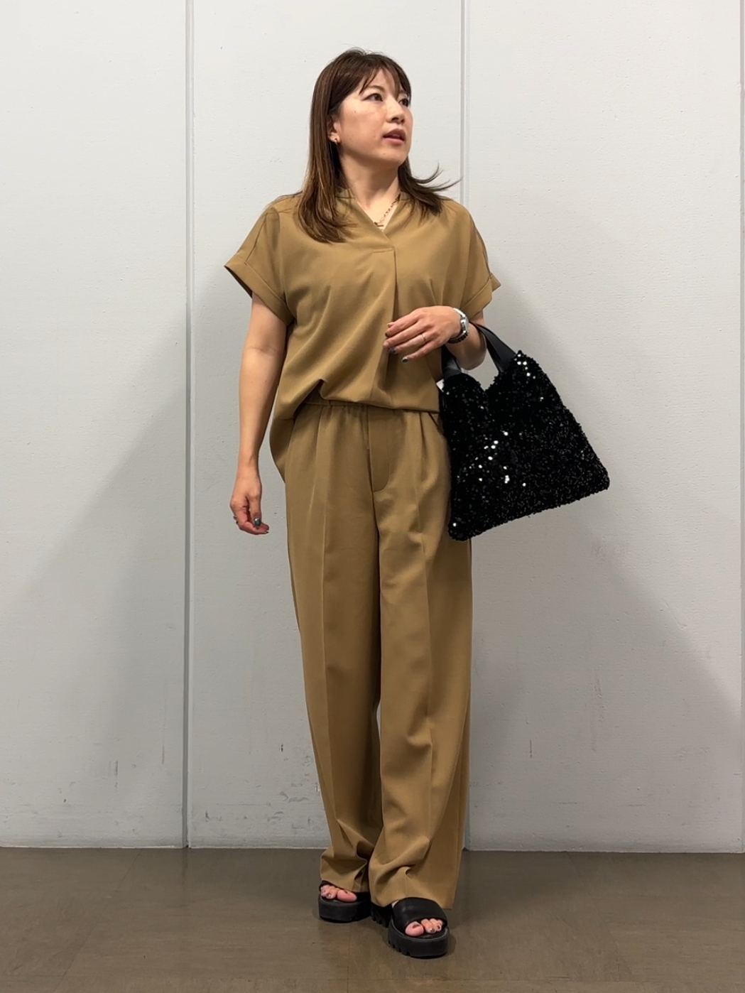SaKiさんの「UNTITLED｜【セットアップ可/UVカット】エアリークールブラウス」を使ったコーディネート