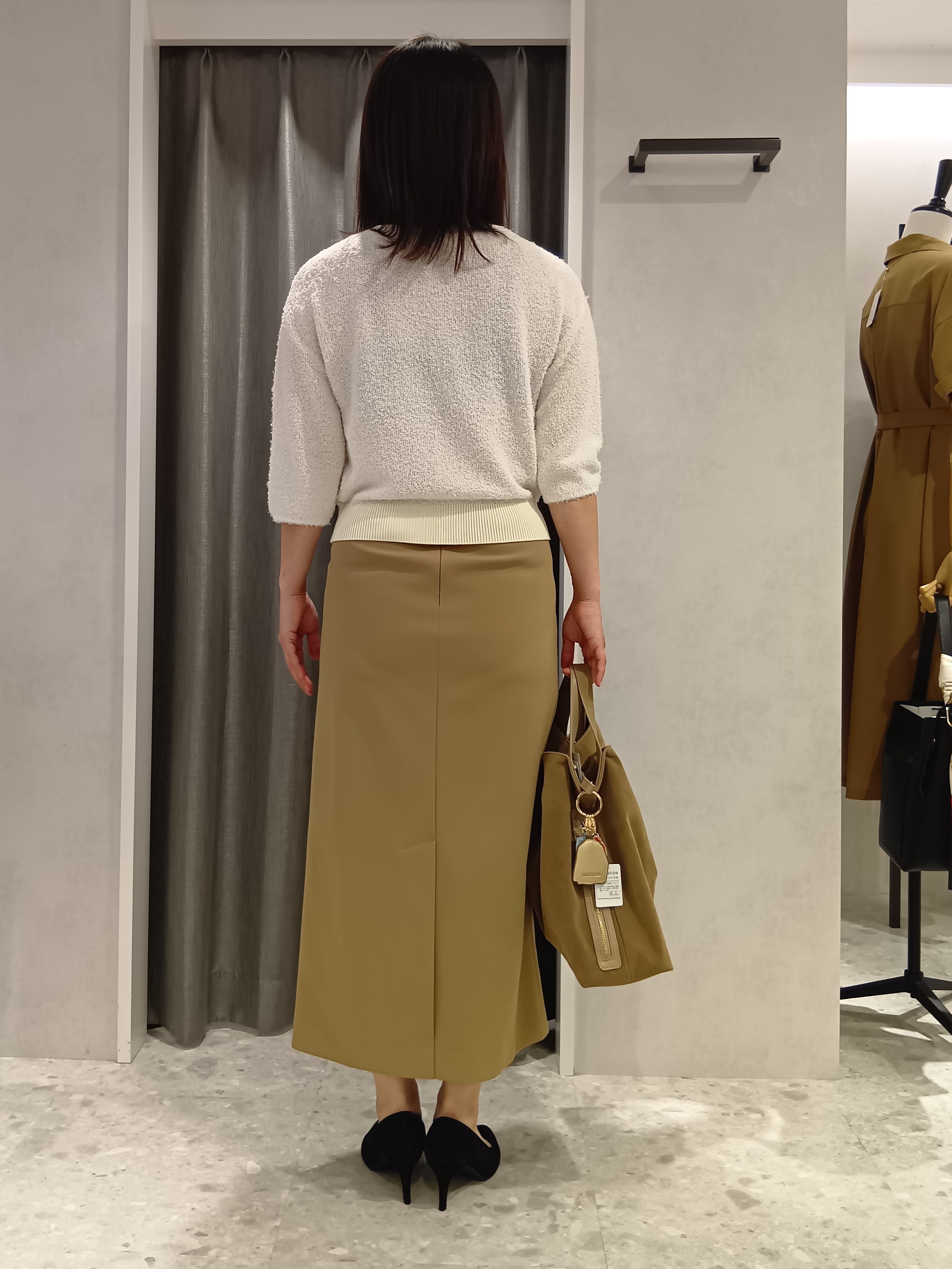 tomoさんの「UNTITLED｜【ジャケットライク/前後2WAY】コットン混カールプルオーバー」を使ったコーディネート