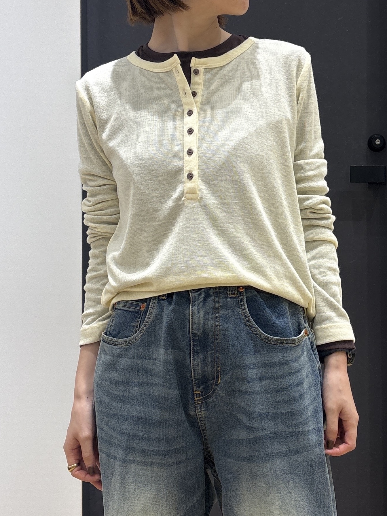 risaさんの「Dessin｜【洗濯機OK/秋インナー】シアーテレコヘンリーネックプルオーバー」を使ったコーディネート
