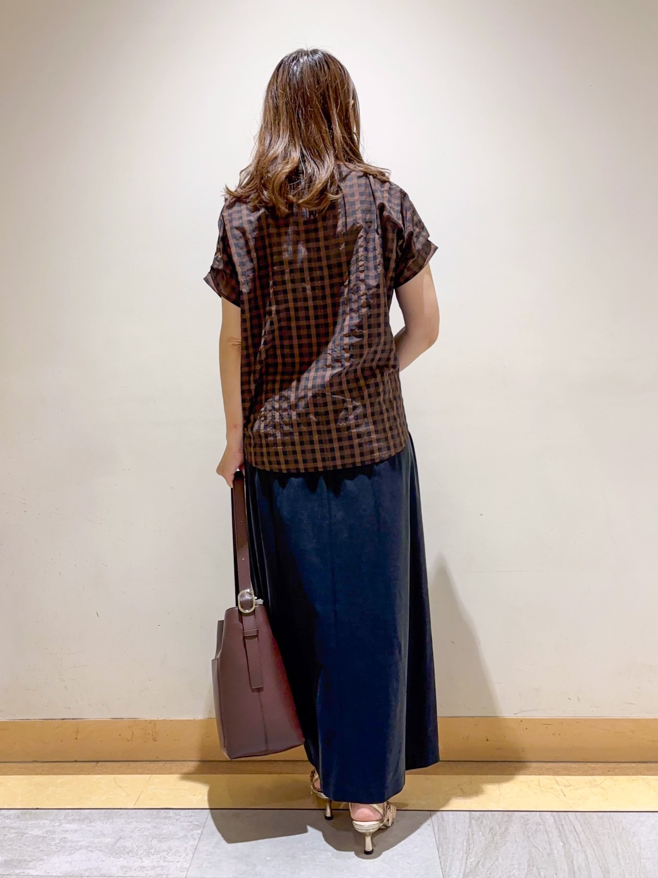 sattoさんの「UNTITLED｜【秋めきシャツ/体型カバー】シアーチェックブラウス」を使ったコーディネート
