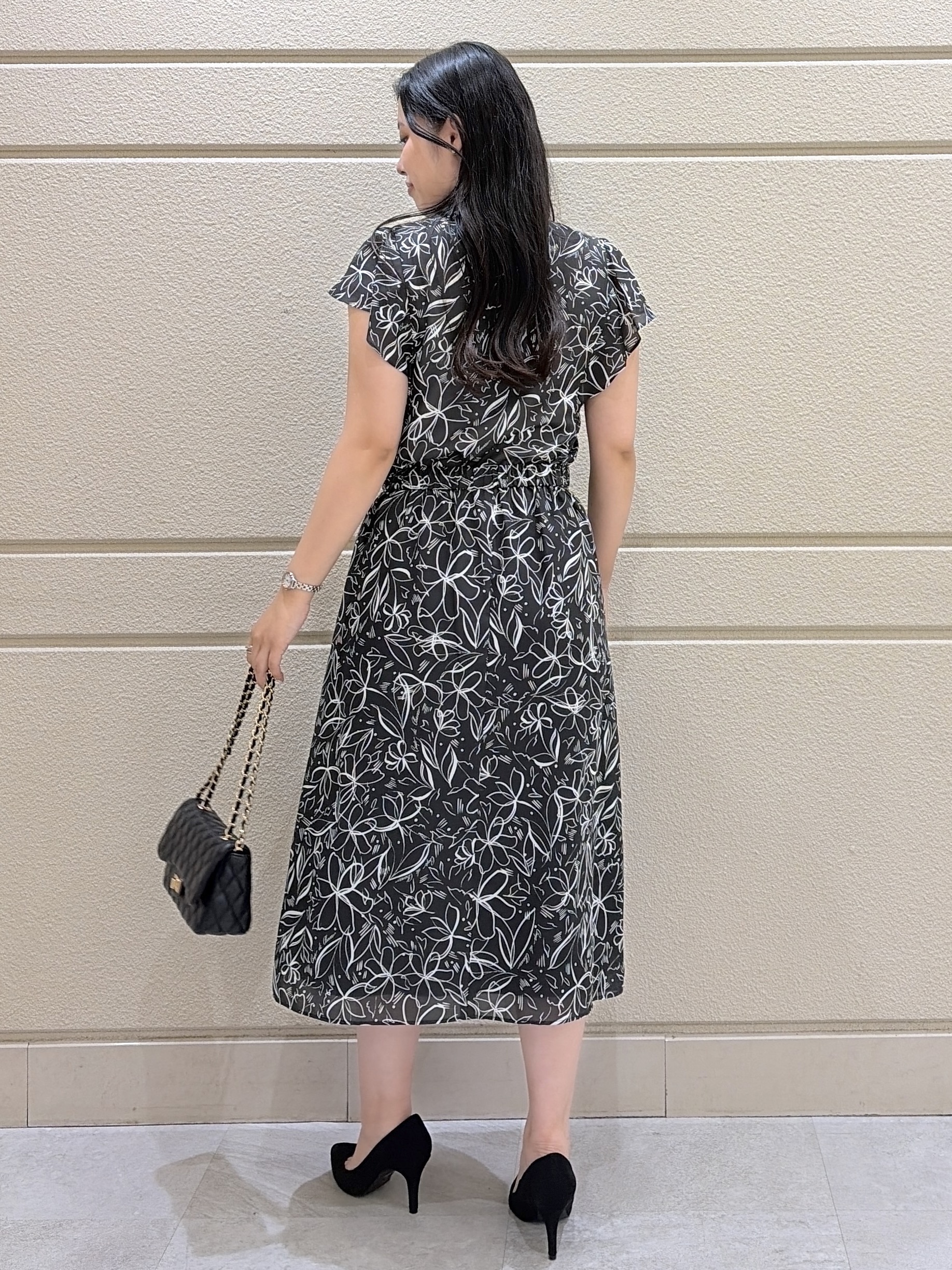 Momokaさんの「COUP DE CHANCE｜【手洗い可／日本製】フラワーリボンブラウス」を使ったコーディネート