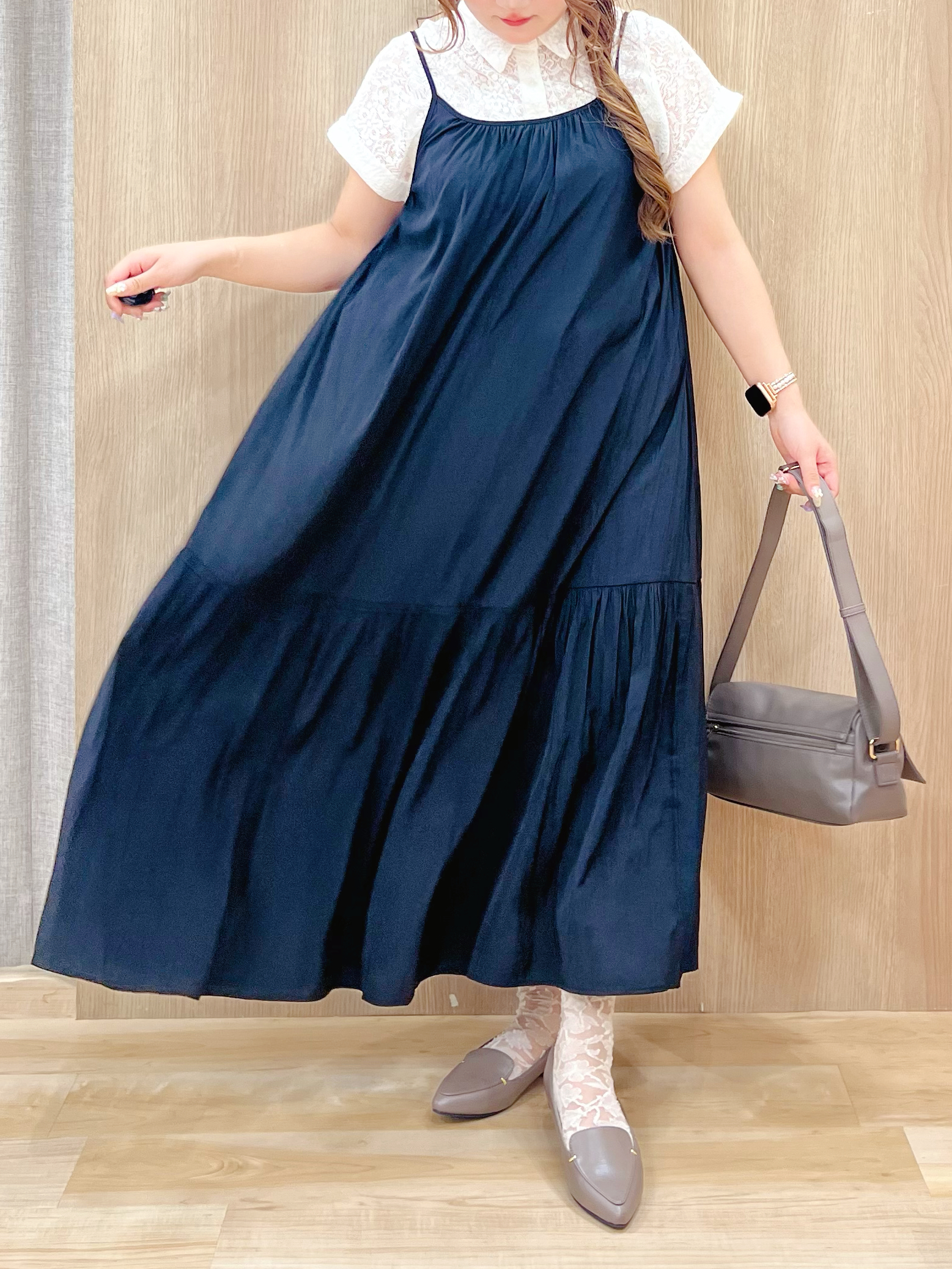 みことさんの「grove｜【洗える・体型カバー】レースドルマンシャツ」を使ったコーディネート