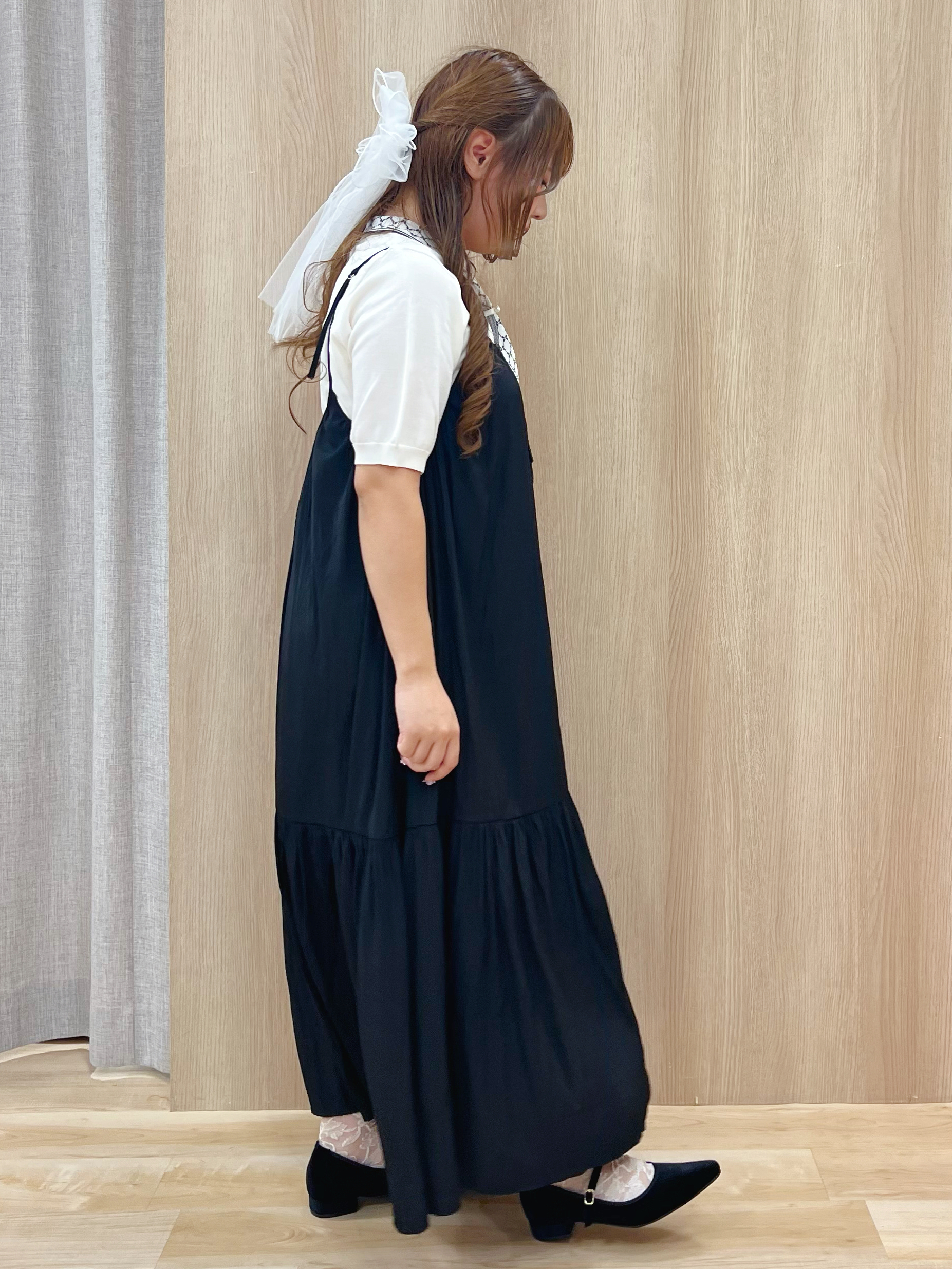 みことさんの「grove｜【大人気アイテム5分袖で登場！】スカーフ柄ボウタイ五分袖ニットプルオーバ―」を使ったコーディネート