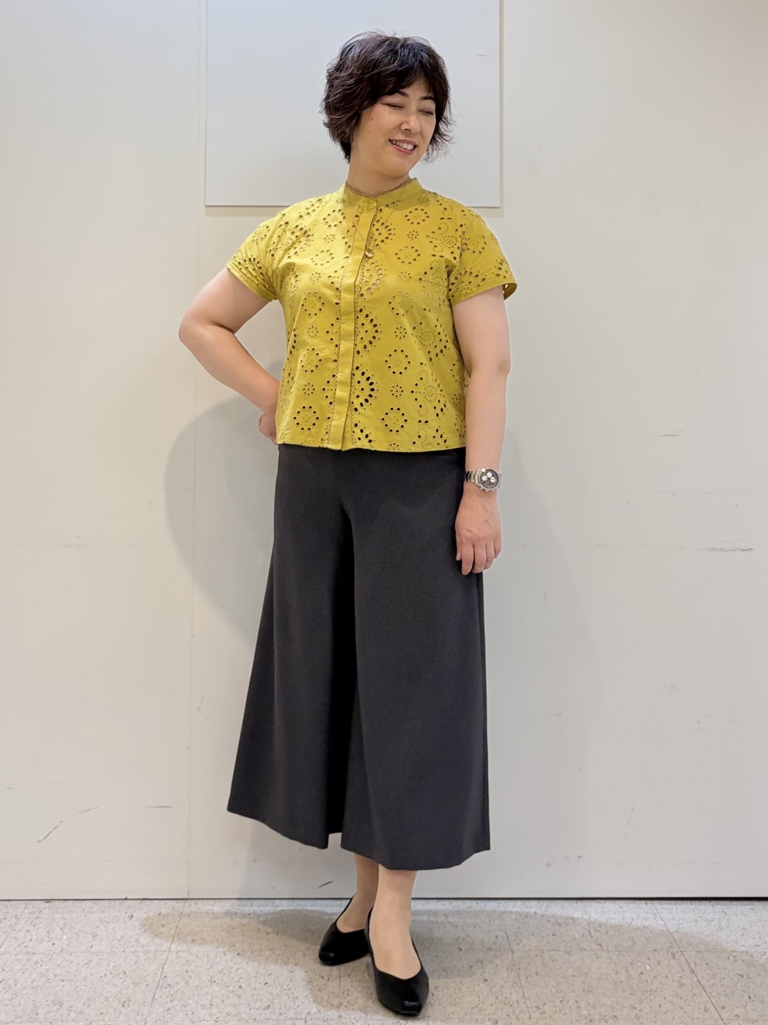 ヤスコさんの「Reflect｜【通勤◎】カットワーク刺繍レース シャツブラウス」を使ったコーディネート