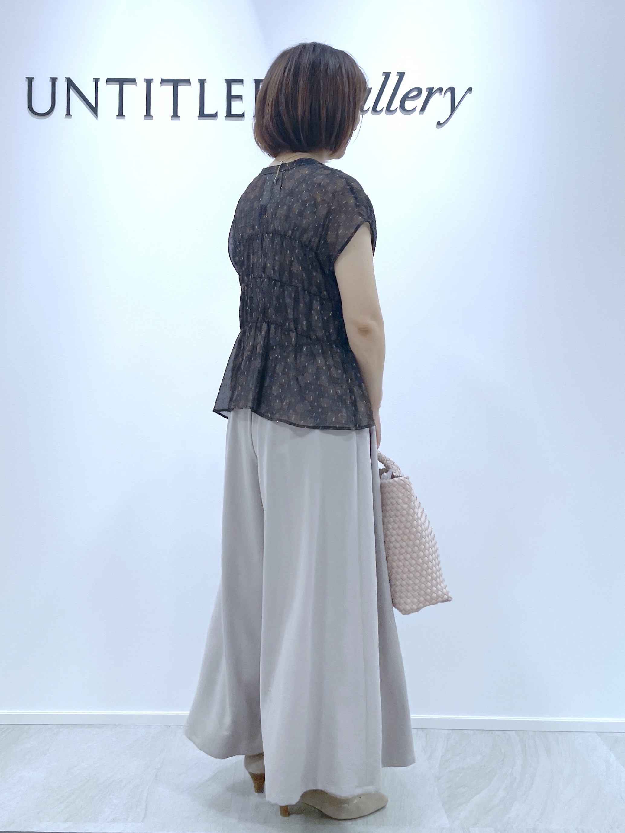 hanaさんの「UNTITLED｜【秋映え/シアー】ヴィンテージドットブラウス」を使ったコーディネート