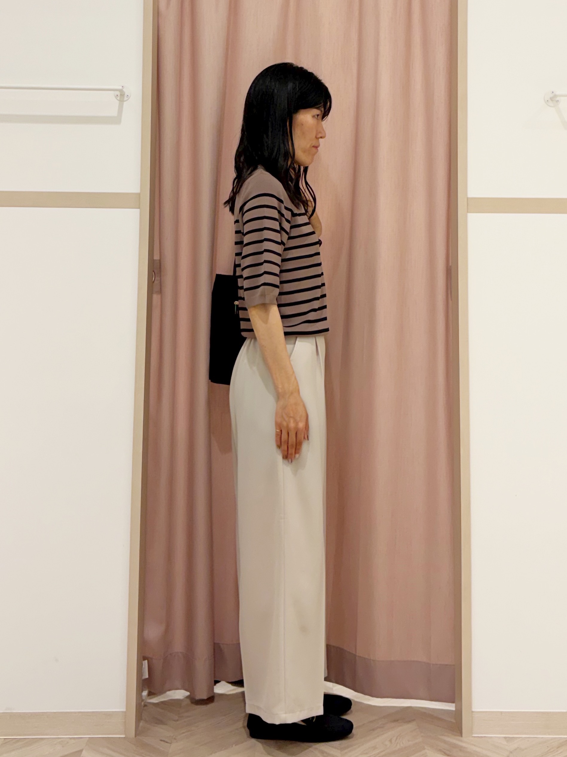 大西直穂さんの「SHOO･LA･RUE｜【ガンガン洗える/ひんやり/UV/毛玉になりにくい】二の腕見せない 5分袖ニット」を使ったコーディネート