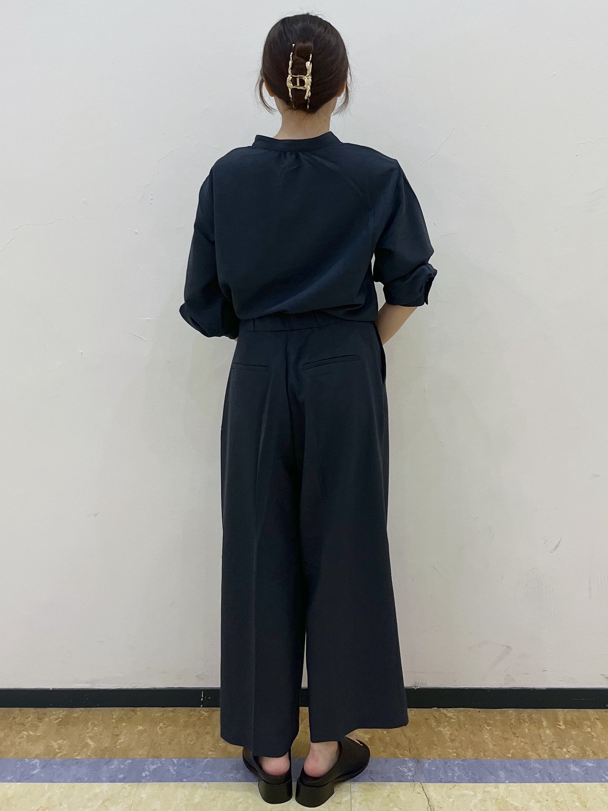 Rさんの「index｜【高通気／遮熱】風が通るスキッパーシャツ《洗濯機OK／UVケア／防シワ》」を使ったコーディネート