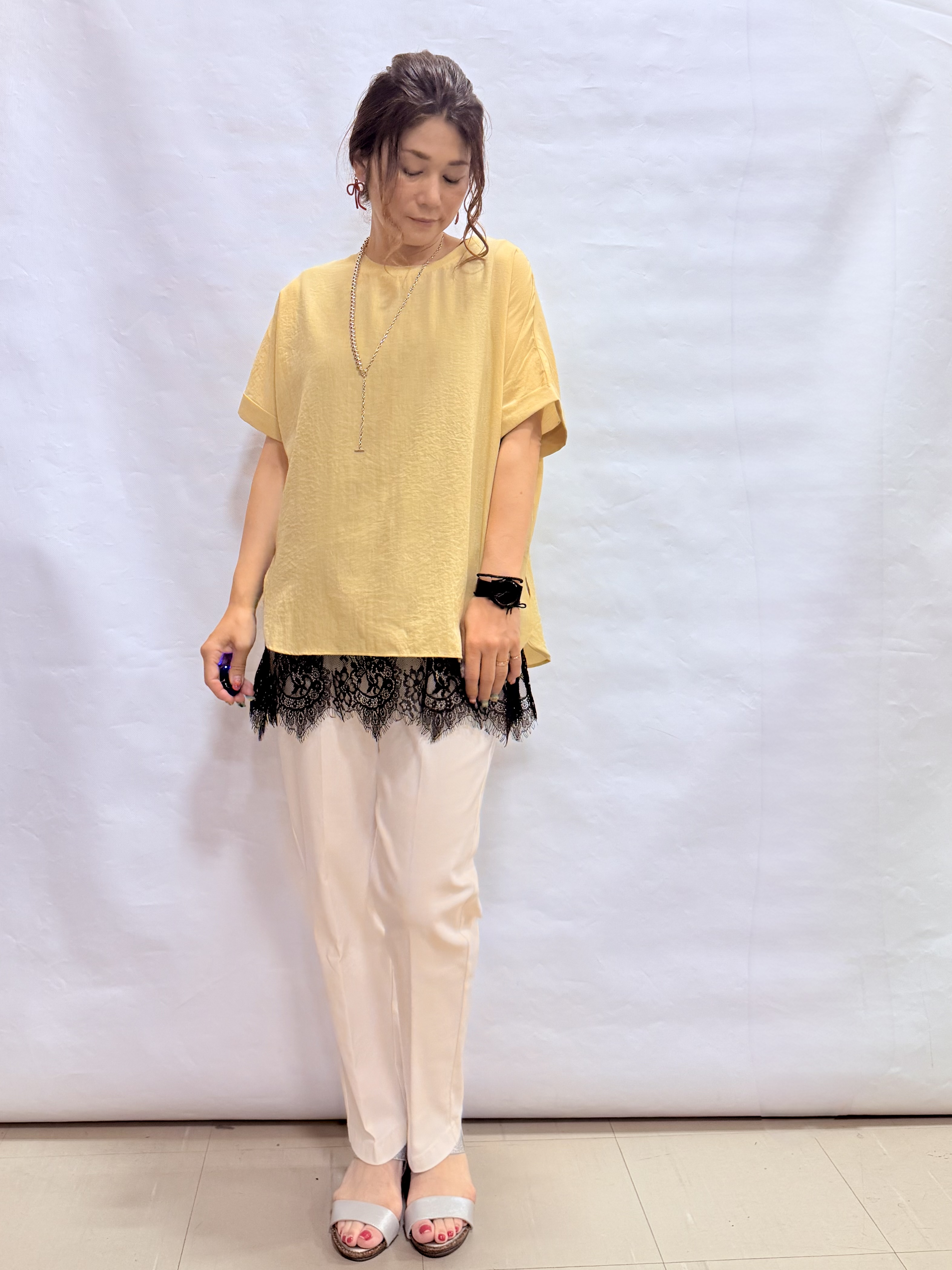 fuuさんの「SHOO･LA･RUE｜【洗濯機可/S-LL】オンにもオフにも マルチに使えるボタンレスカーディガン」を使ったコーディネート