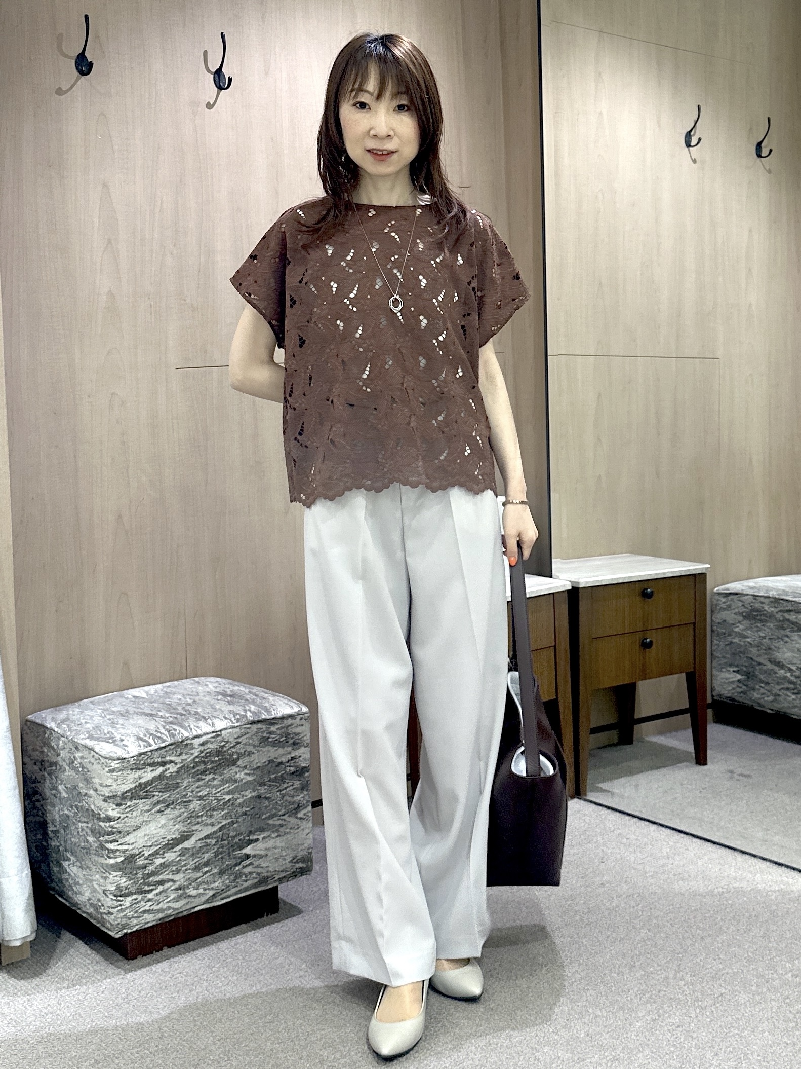 Miwaさんの「UNTITLED｜【セットアップ可/品のある透け感】リーフレースブラウス」を使ったコーディネート