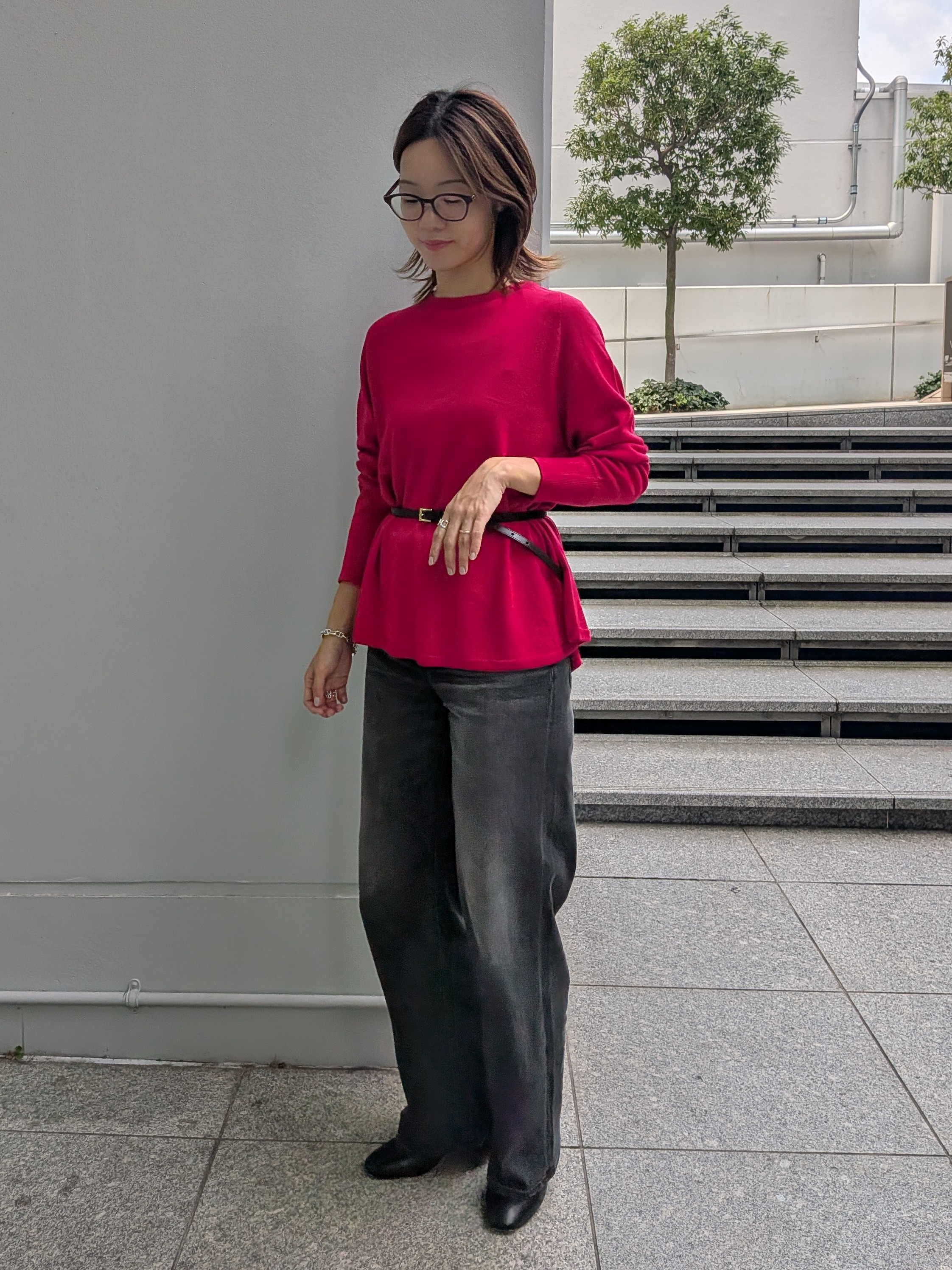 Aさんの「UNTITLED｜【きれいに体型カバー/8色展開】Aラインシルエットニットプルオーバー」を使ったコーディネート