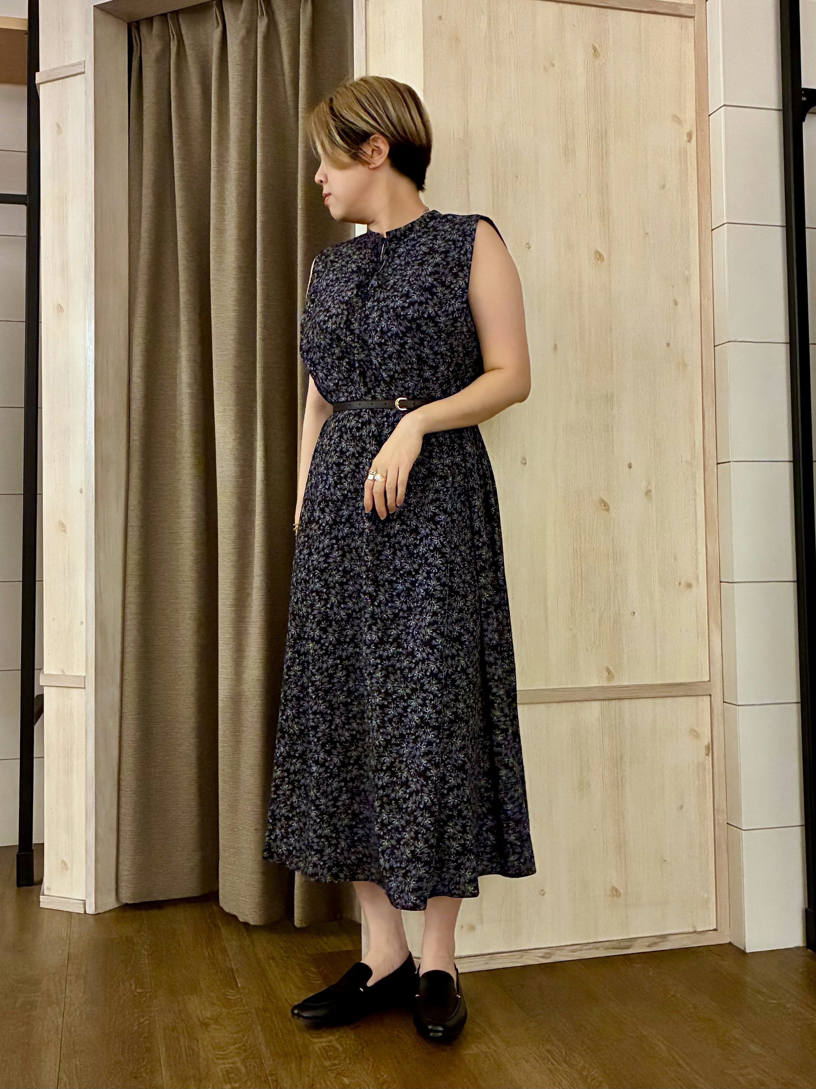 aiさんの「THE SHOP TK｜大人のリゾートムード 小花柄ワンピース」を使ったコーディネート