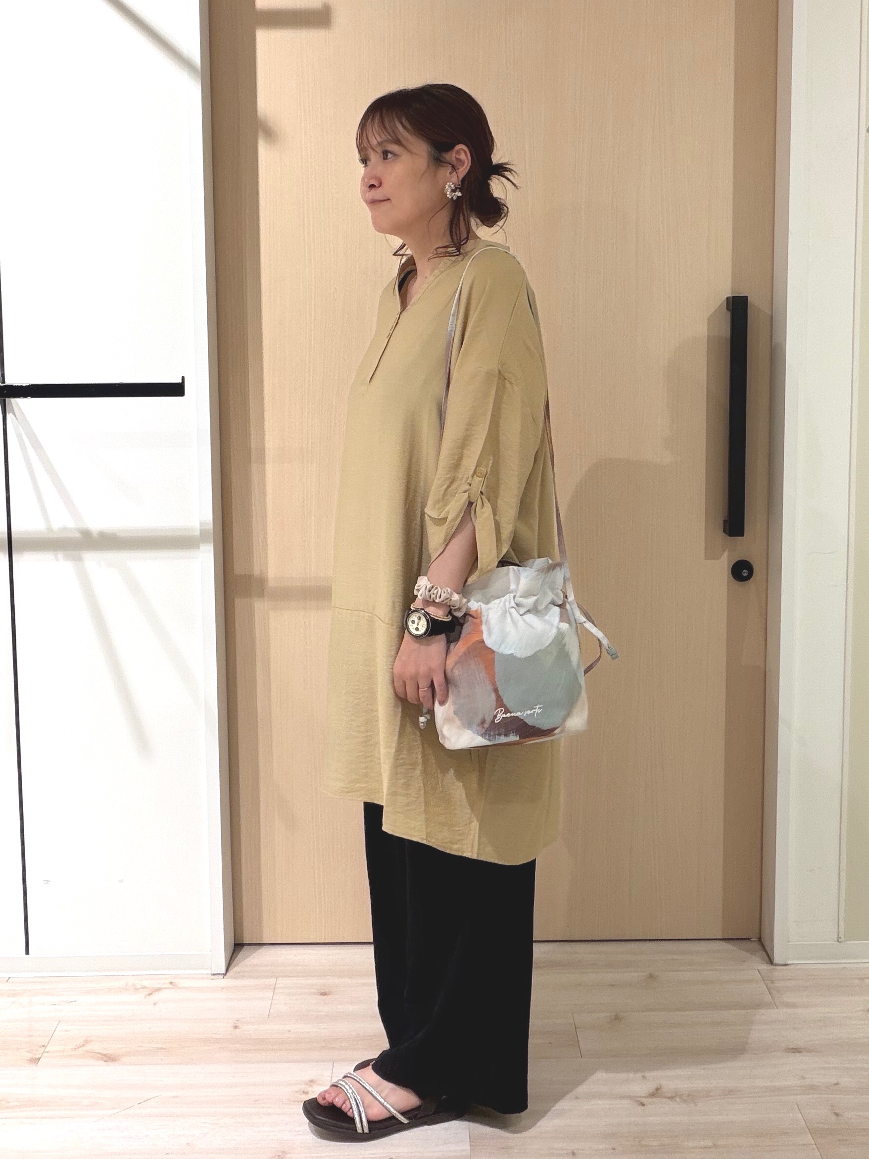 funafunaさんの「SHOO･LA･RUE｜【S-LL/洗濯後しわになりにくい】ゆるっと体型カバー 7分袖コクーンチュニック」を使ったコーディネート
